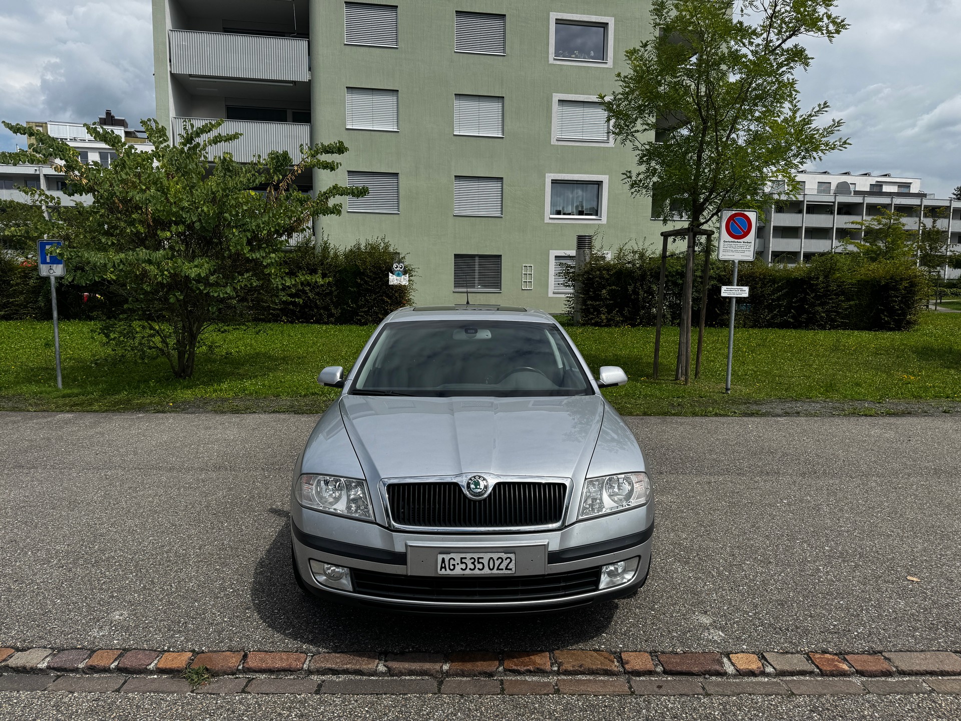 SKODA Octavia 2.0 TDI Adventure 4x4-image-0