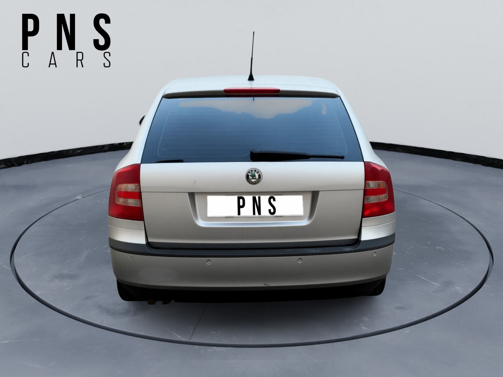 SKODA Octavia 2.0 TDI Adventure 4x4-image-4