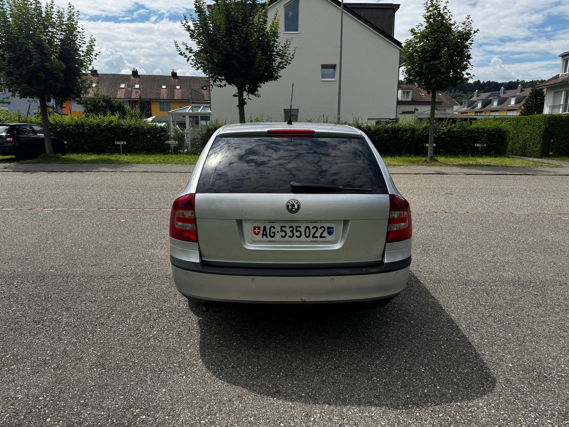 SKODA Octavia 2.0 TDI Adventure 4x4-image-2