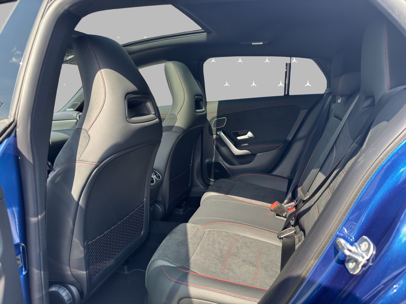 MERCEDES-BENZ CLA Shooting Brake 250 4Matic 8G-DCT-image-7