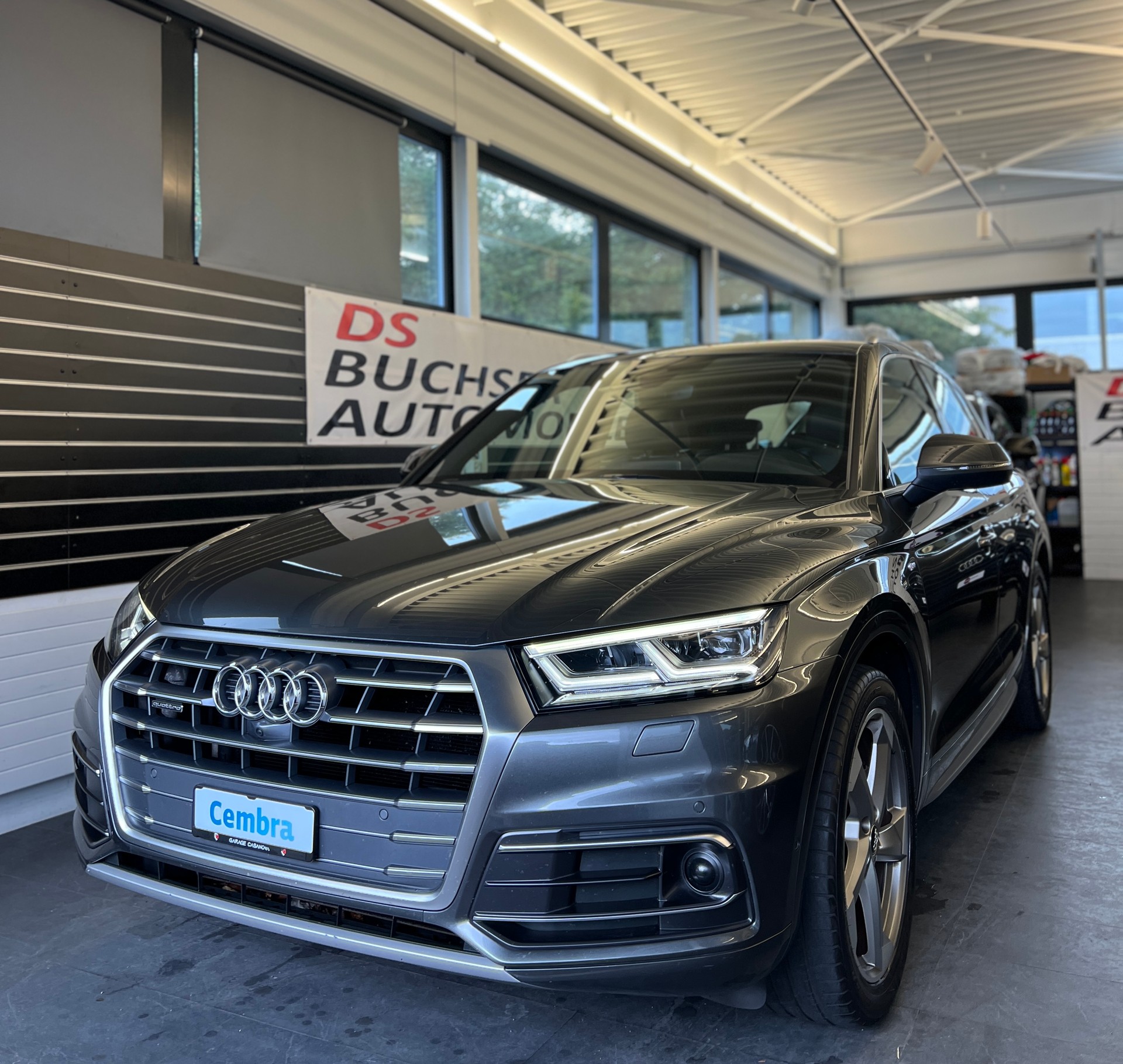 AUDI Q5 2.0 TDI sport quattro S-tronic-image-1