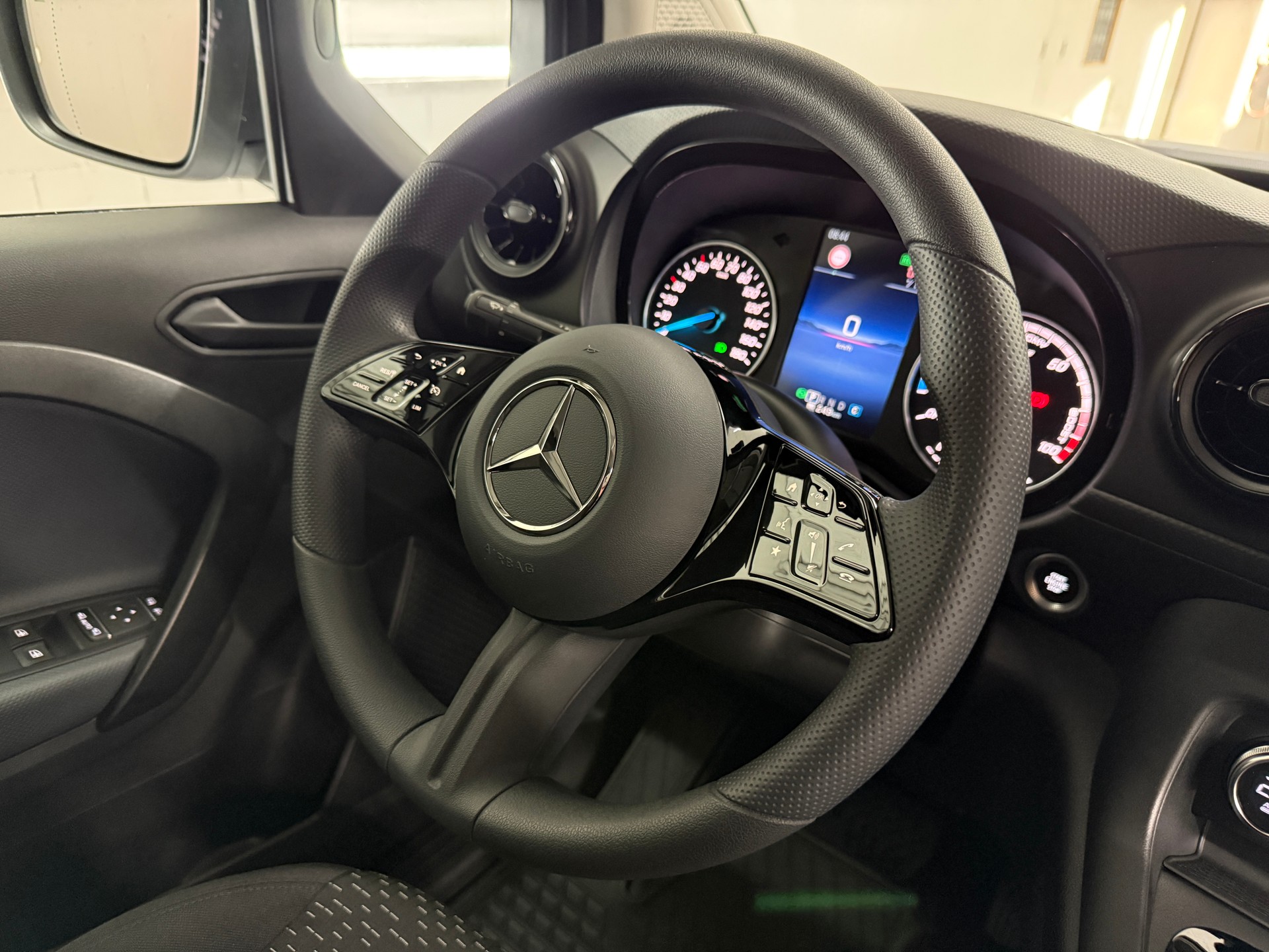 MERCEDES-BENZ eCitan Standard 2716mm S WORKER-image-15