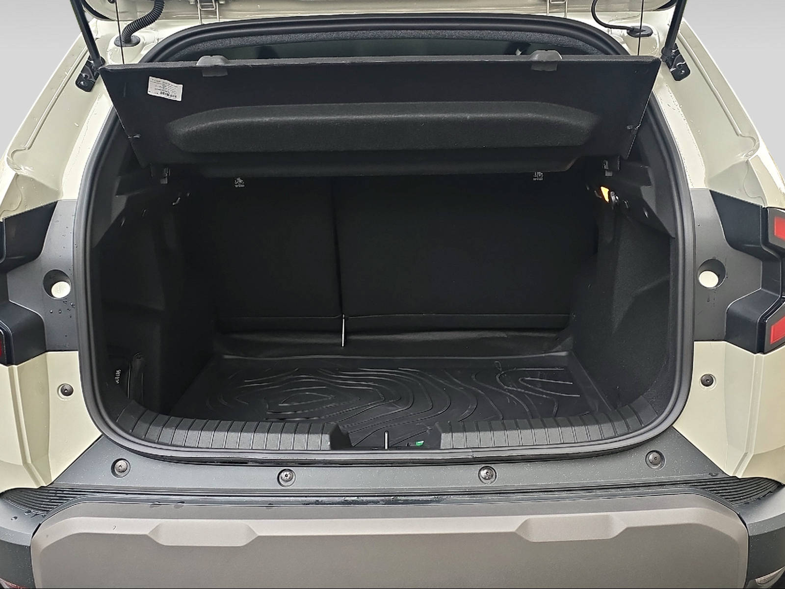 DACIA DUSTER extreme hybrid 140 - Sandstorm Edition-image-12