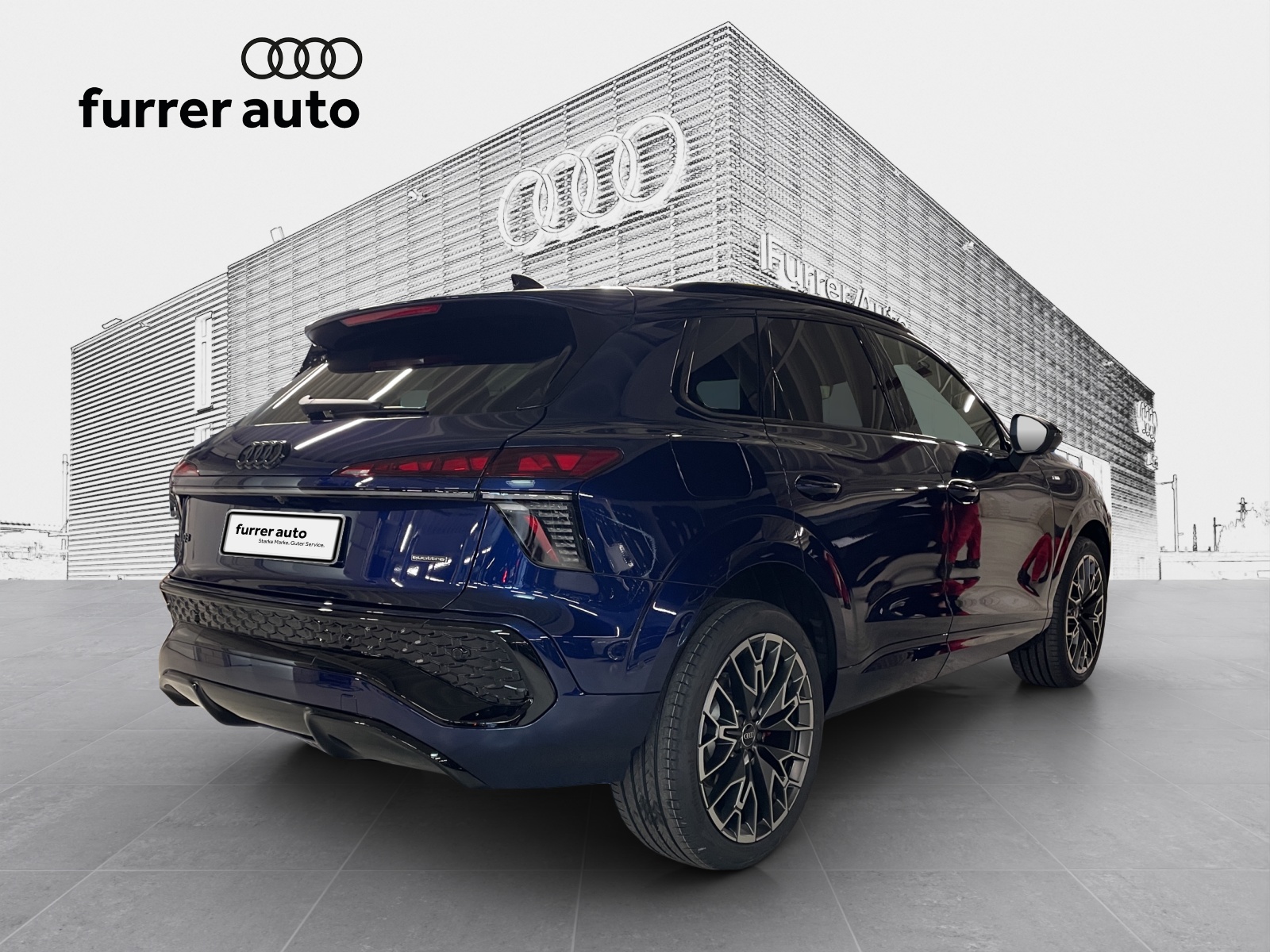 AUDI Q3 SUV TFSI quattro 195 kW S tronic-image-4