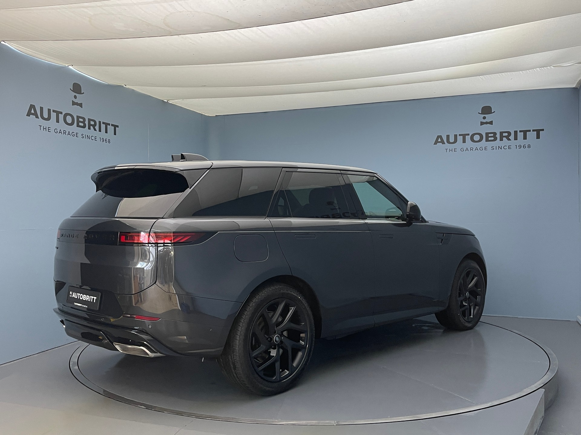 LAND ROVER Range Rover Sport 3.0 I6 P550e Autobiography-image-3