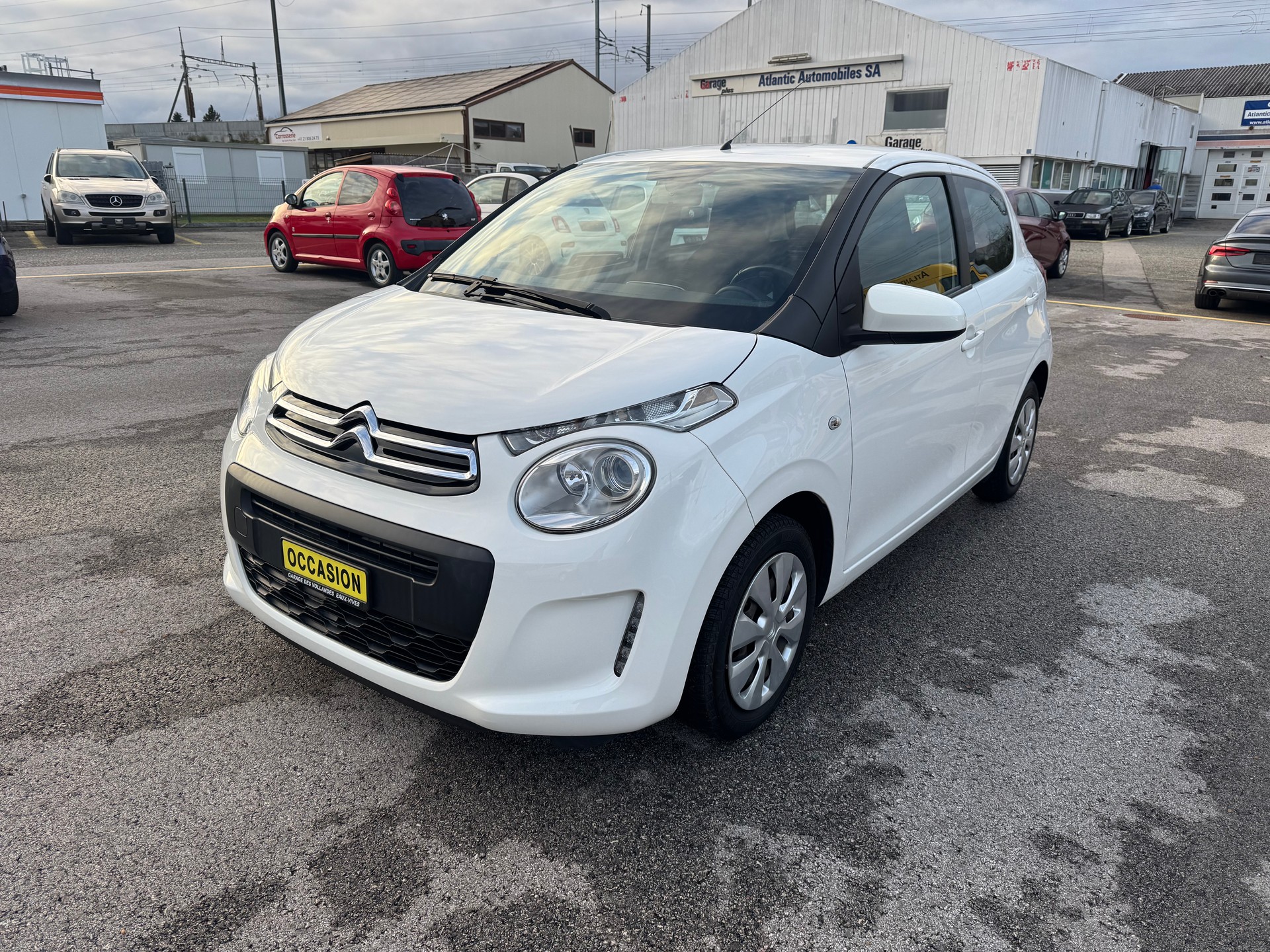CITROEN C1 1.0 VTi ETG5 Feel Airscape-image-1