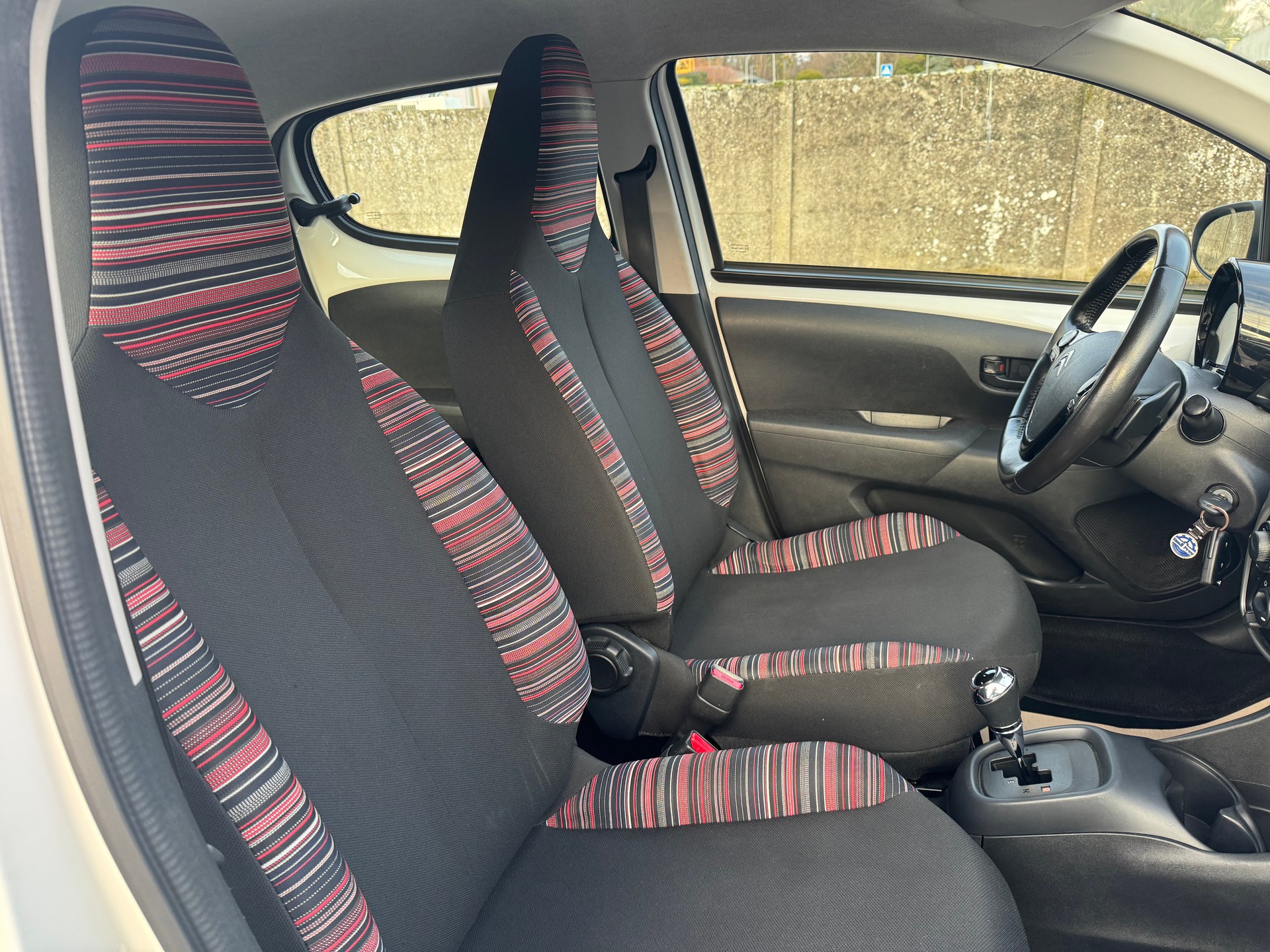 CITROEN C1 1.0 VTi ETG5 Feel Airscape-image-9