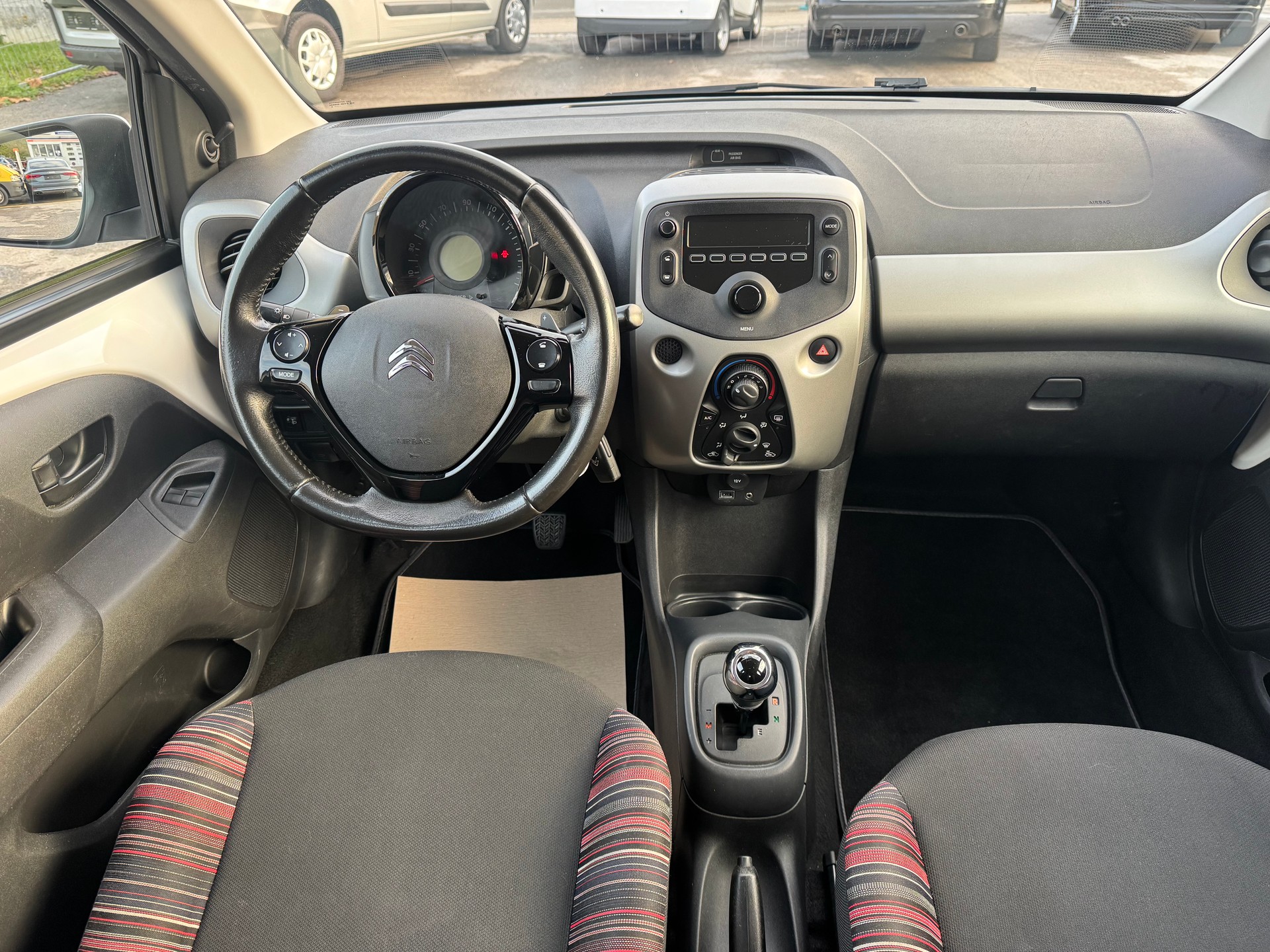 CITROEN C1 1.0 VTi ETG5 Feel Airscape-image-11