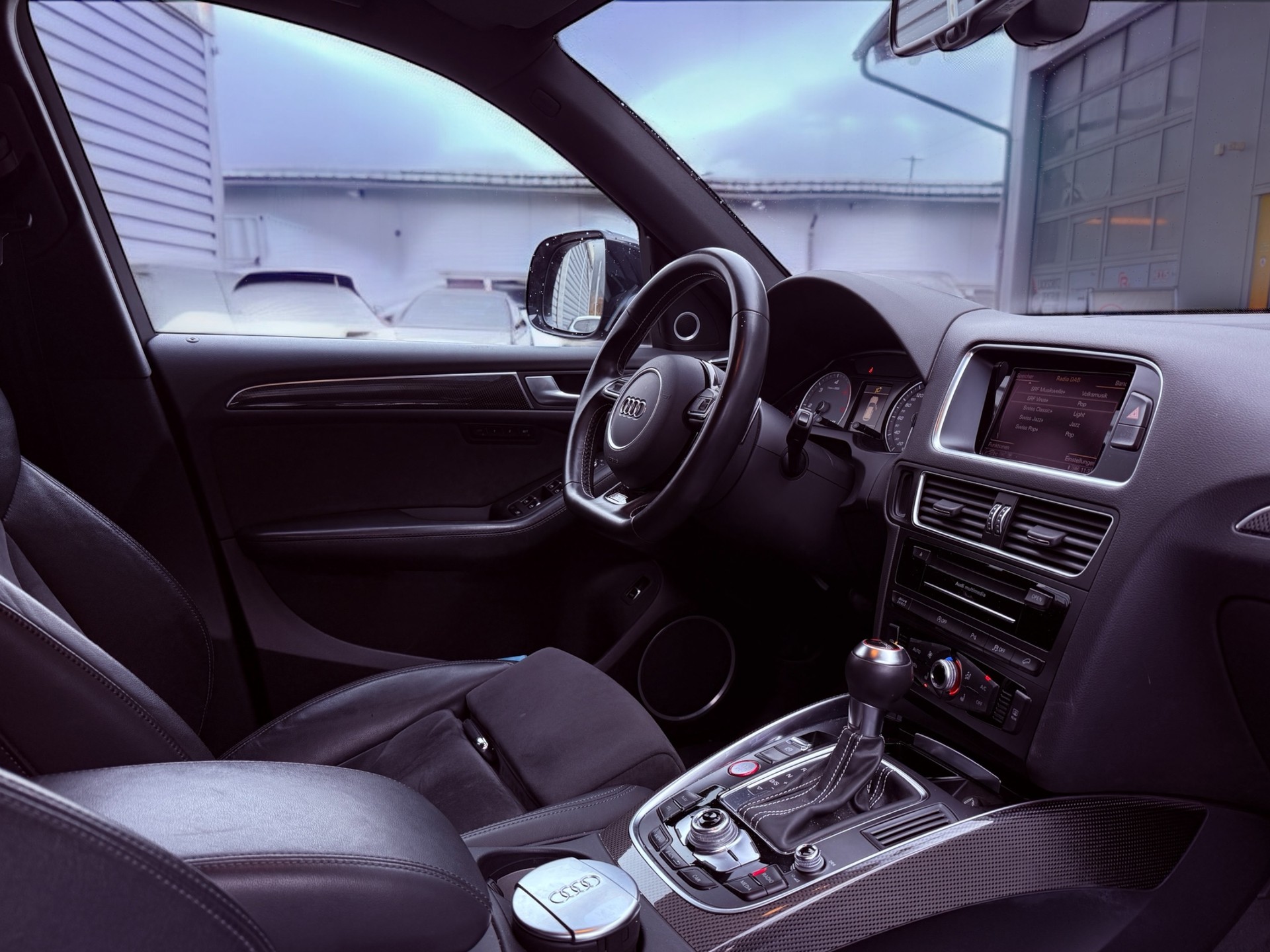 AUDI SQ5 3.0 TDI quattro tiptronic-image-4