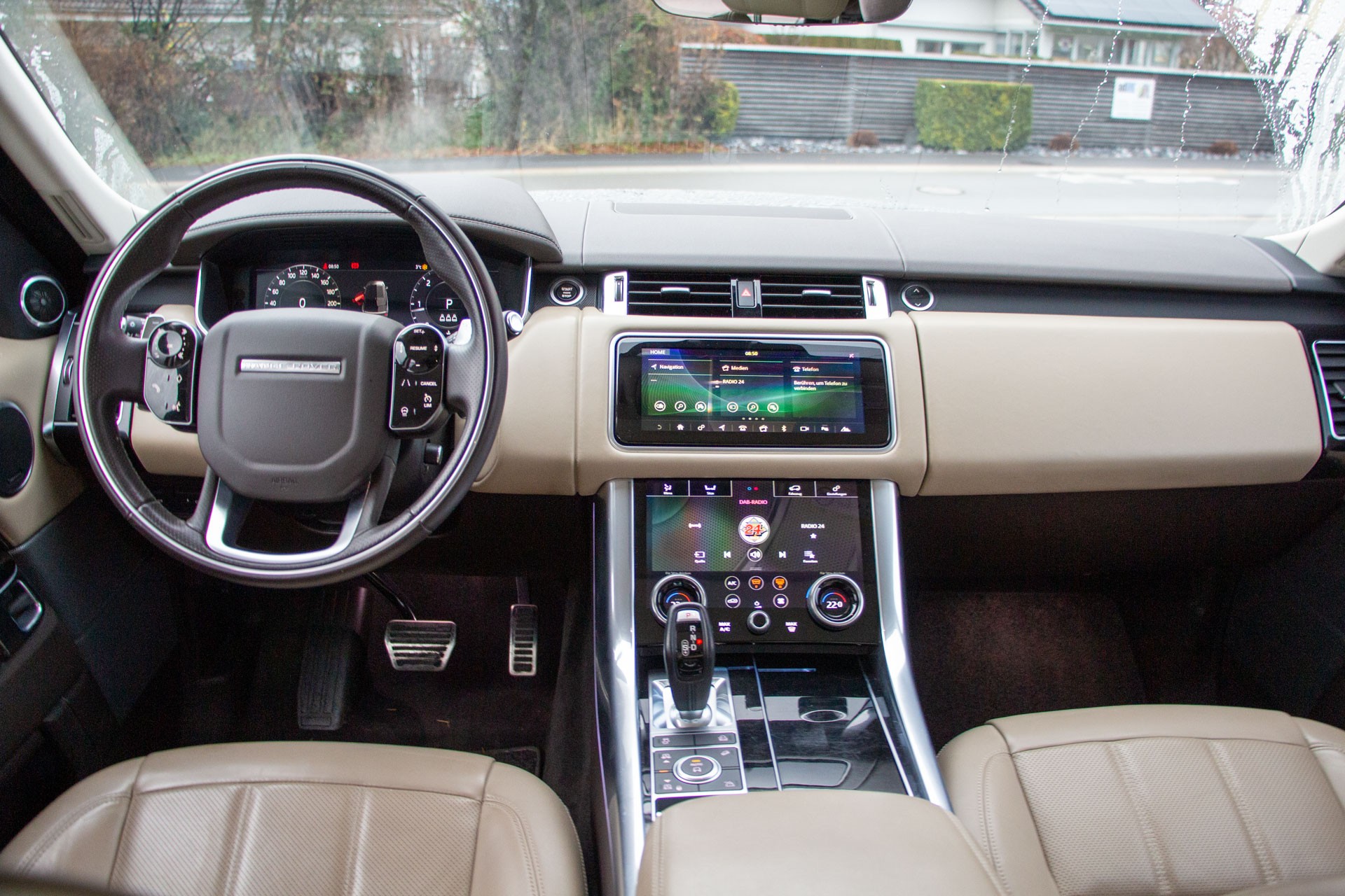 LAND ROVER Range Rover Sport D300 3.0D I6 MHEV HSE Dynamic Automatic-image-3