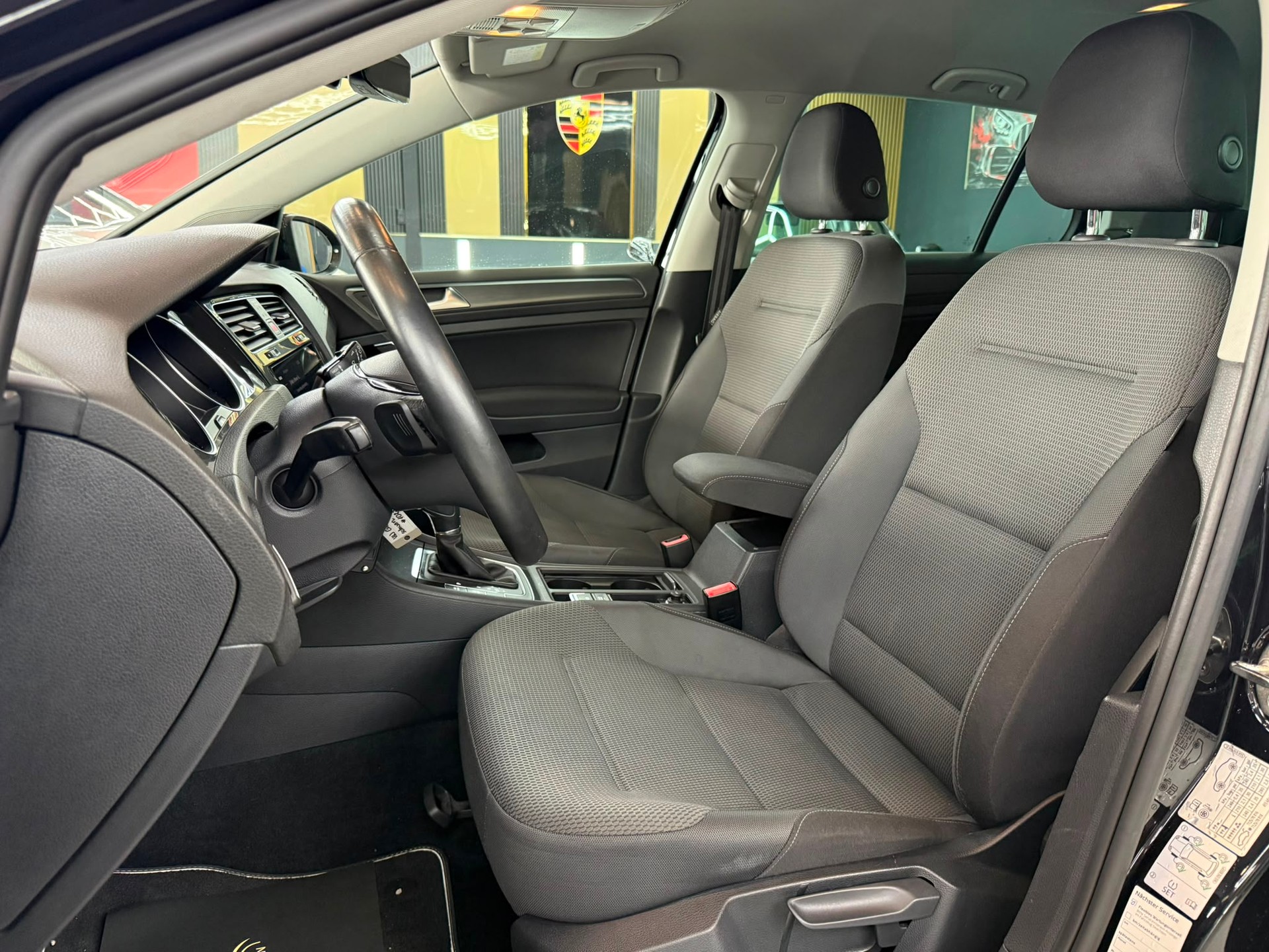 VW Golf 1.4 TSI Comfortline DSG-image-9