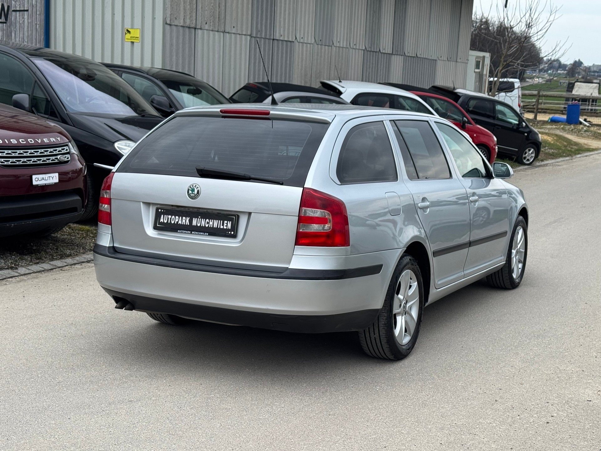 SKODA Octavia 1.9 TDI Adventure 4x4-image-2