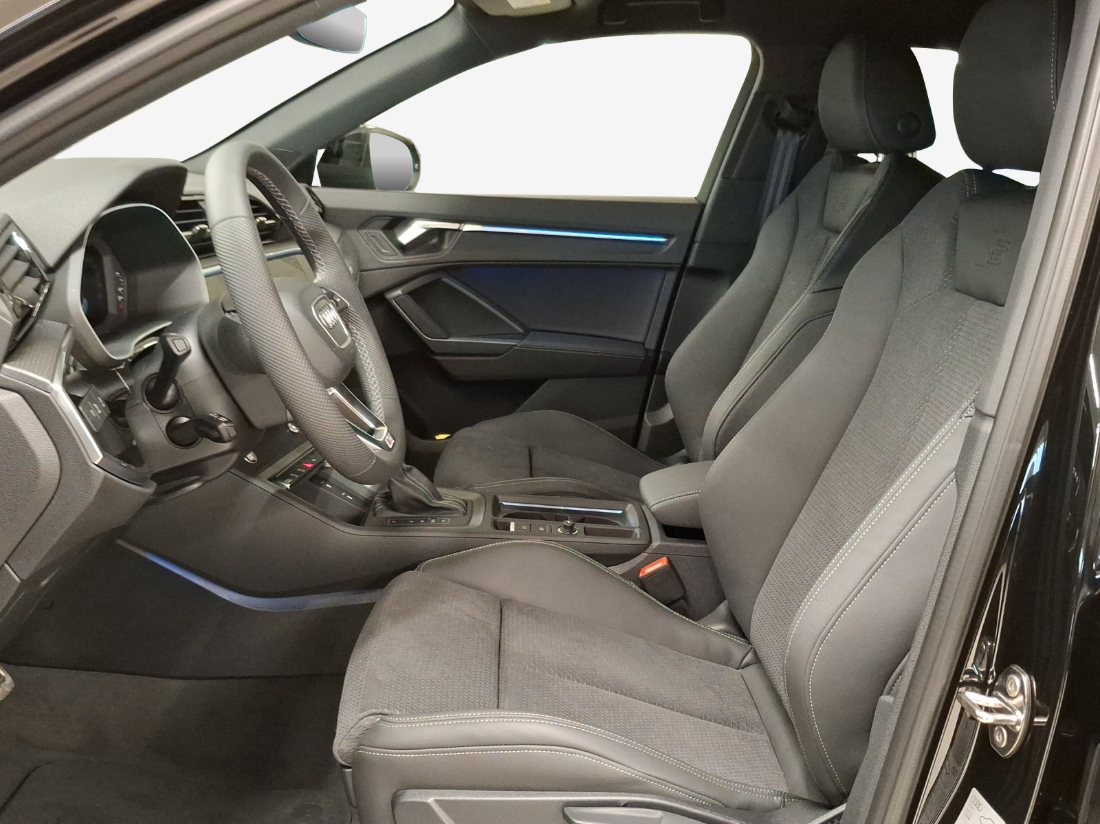 AUDI Q3 Sportback 35 TFSI S line Attraction S-tronic-image-7