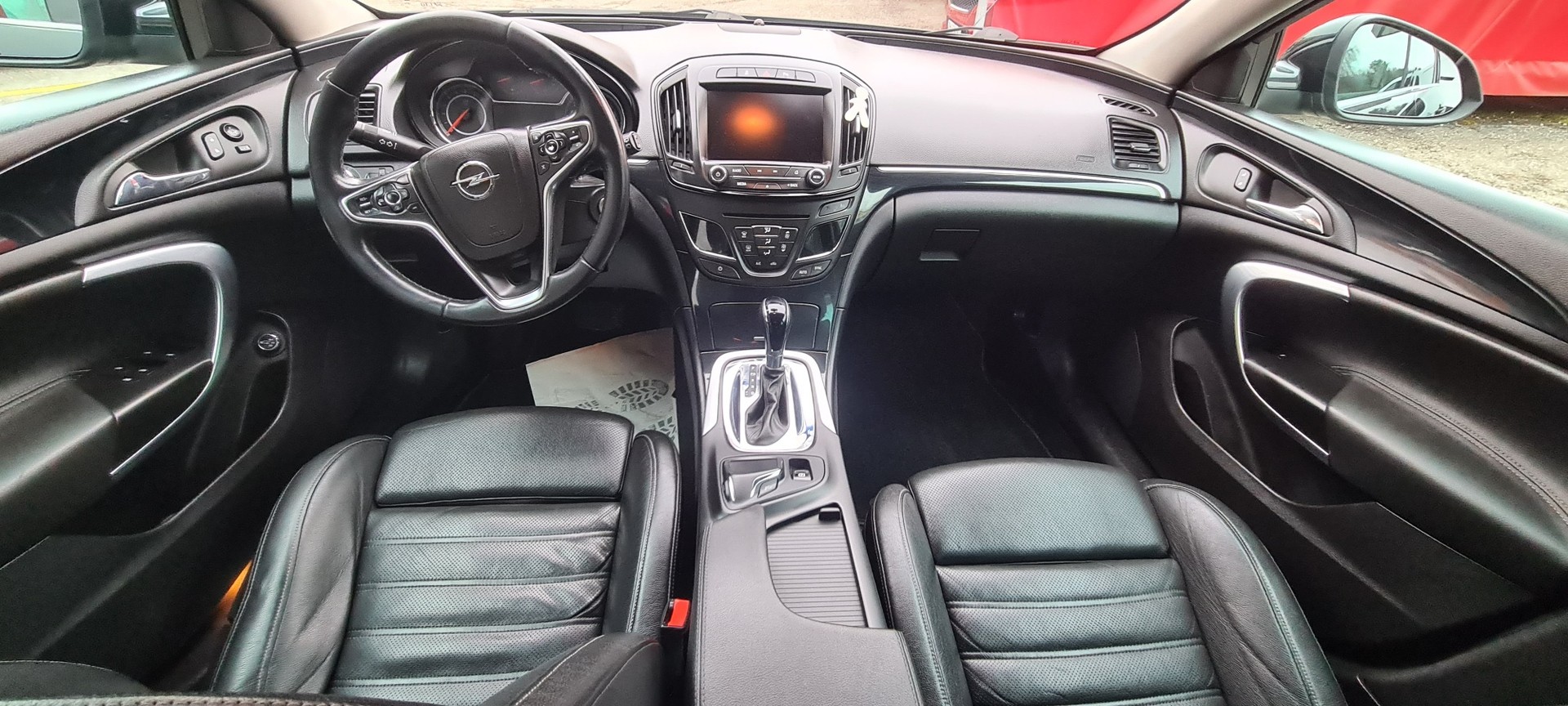 OPEL Insignia Sports Tourer 1.6 Turbo Cosmo Automatic-image-14