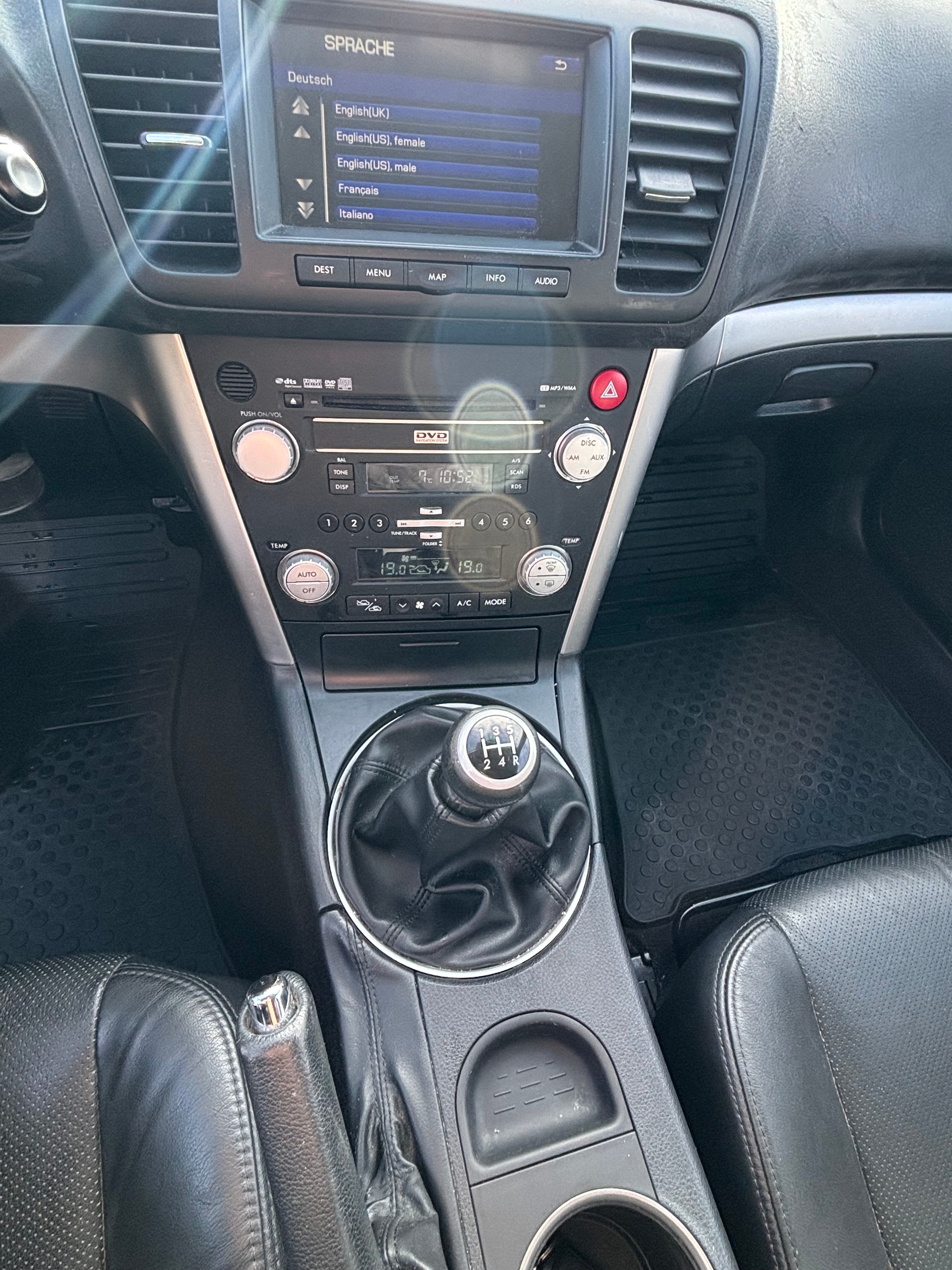 SUBARU Legacy 2.0D AWD Limited-image-7
