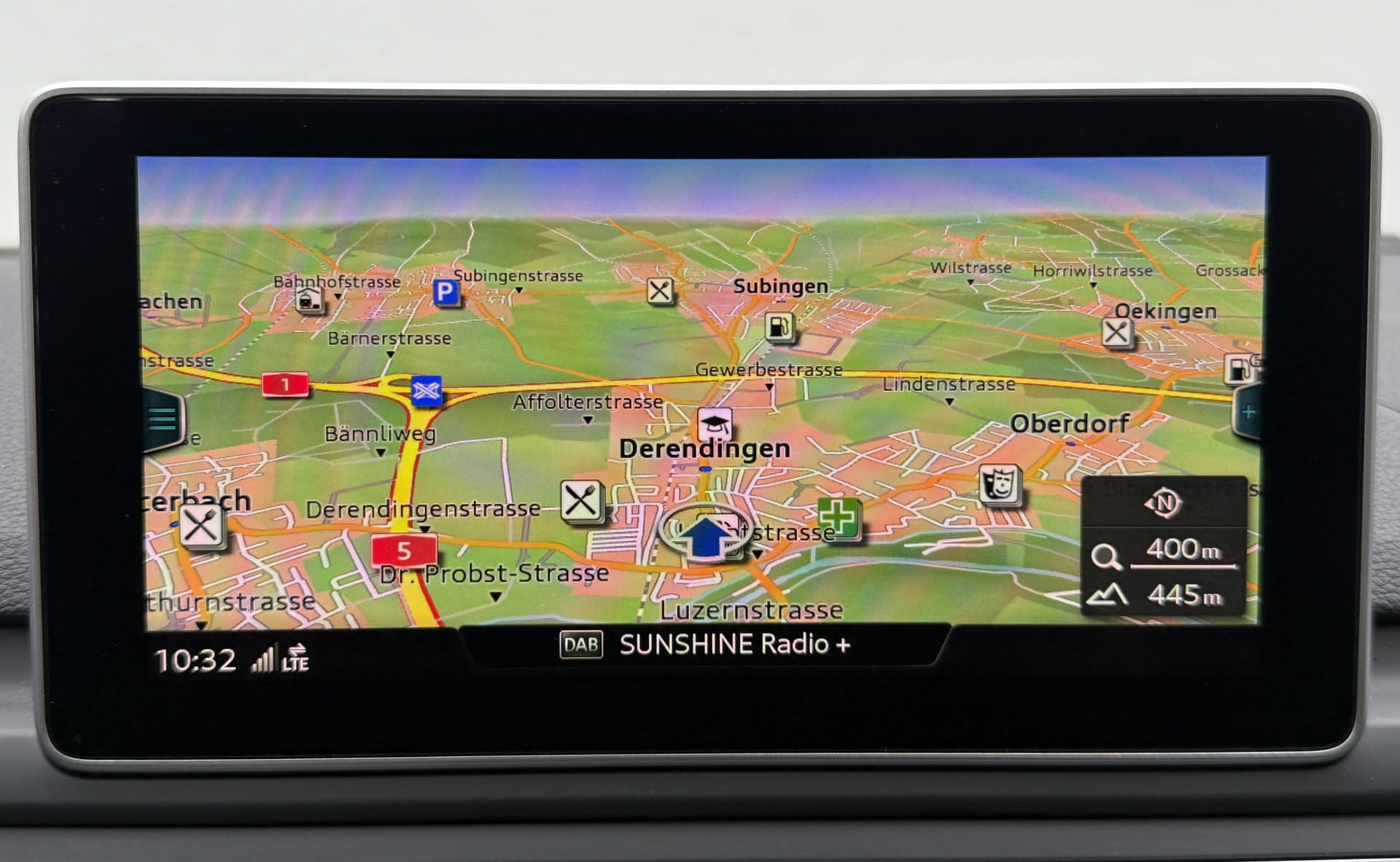 AUDI A4 Limousine 2.0 TFSI Sport S-tronic / CH-Fahrzeug / Gratis Service / 8-fach ALU bereift-image-17