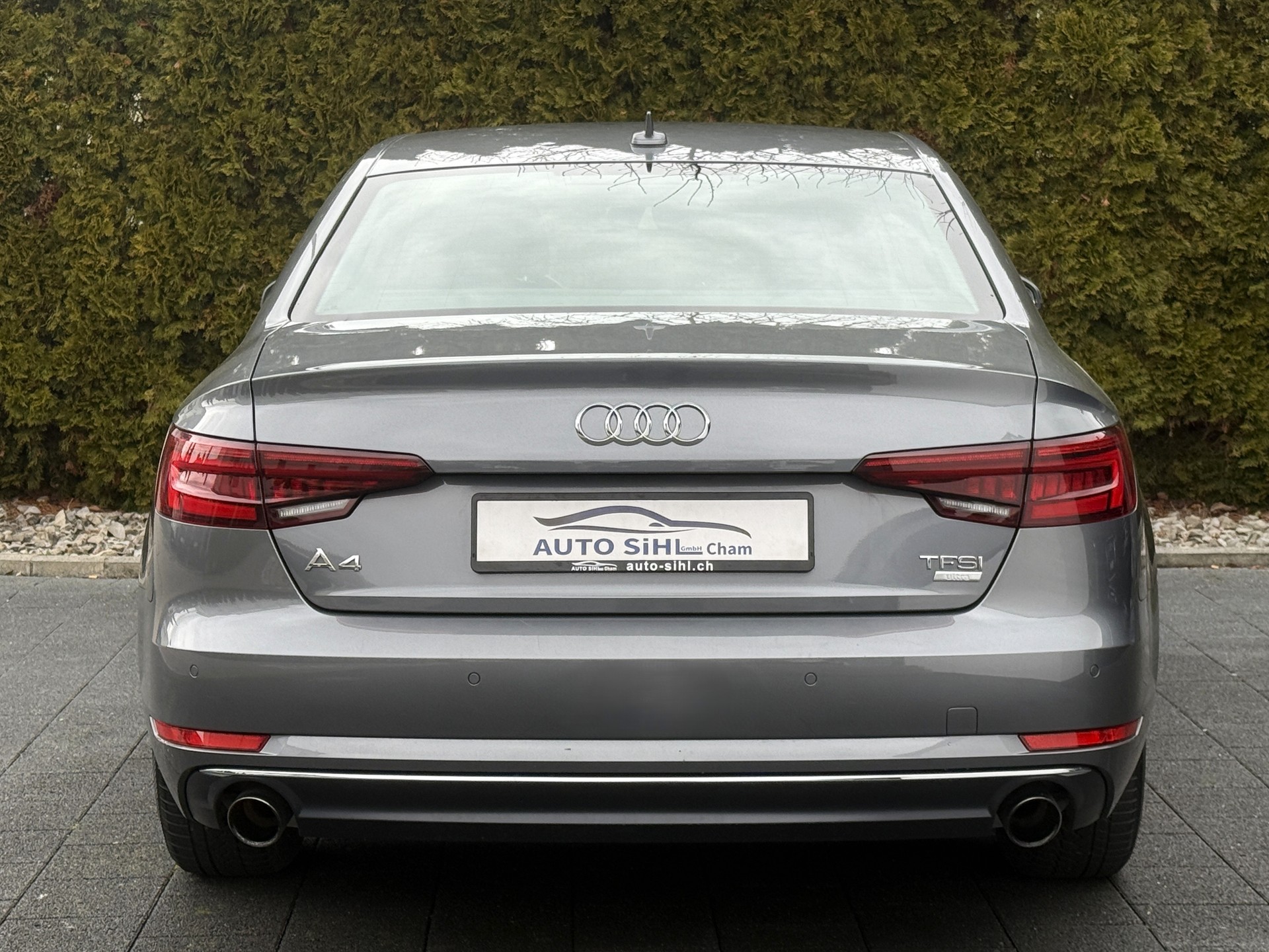 AUDI A4 Limousine 2.0 TFSI Sport S-tronic / CH-Fahrzeug / Gratis Service / 8-fach ALU bereift-image-10