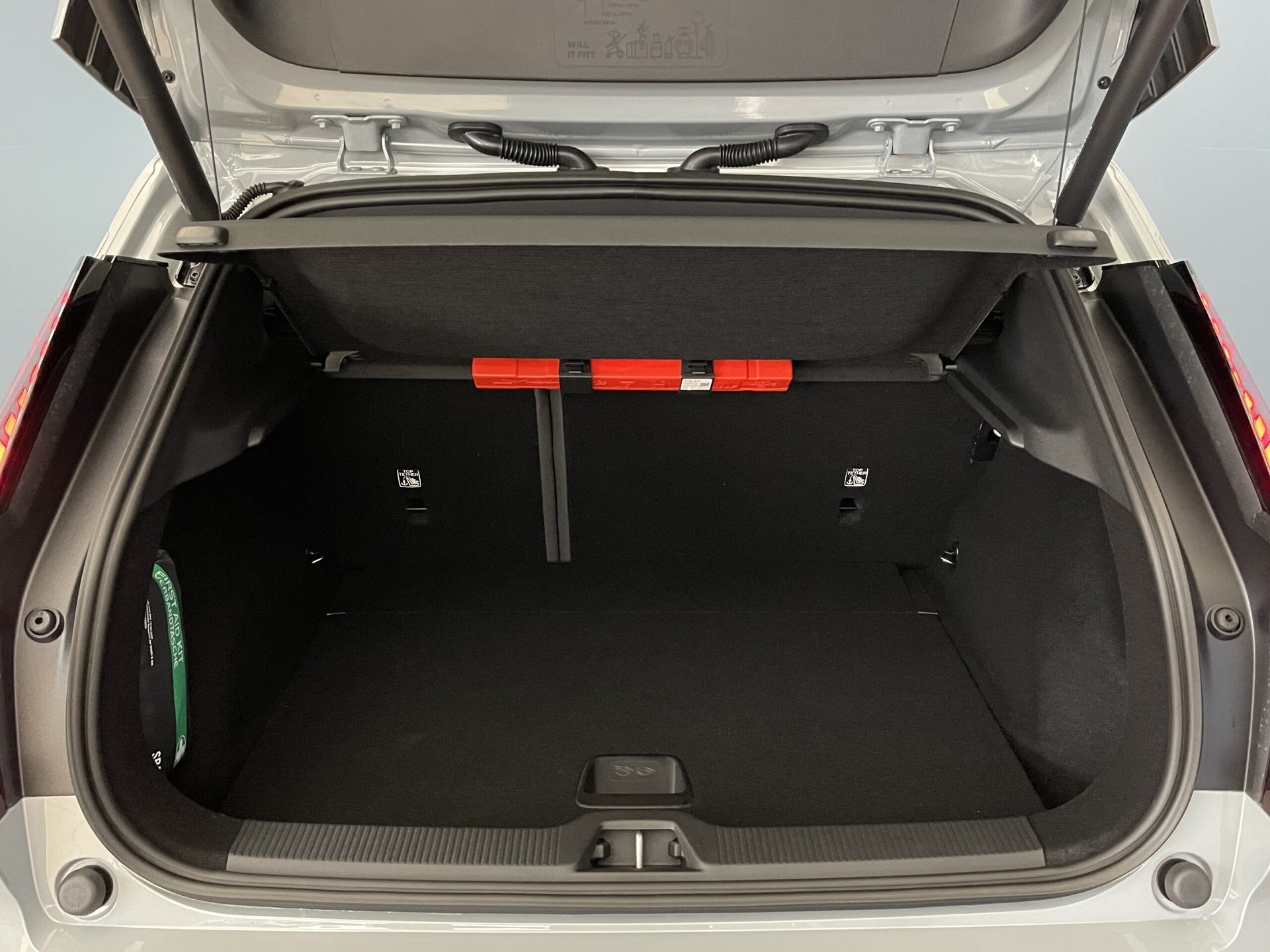 VOLVO EX30 E60 Plus-image-12