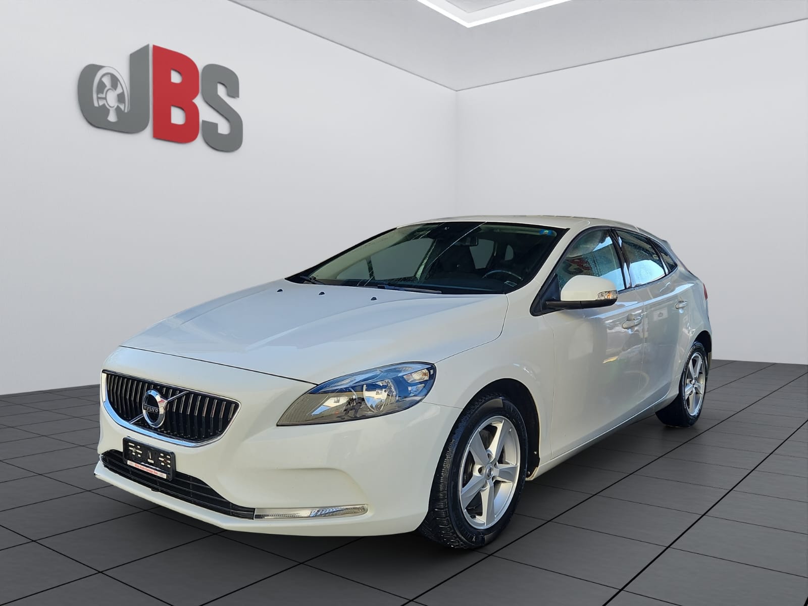 VOLVO V40 D3 Inscription-image-0