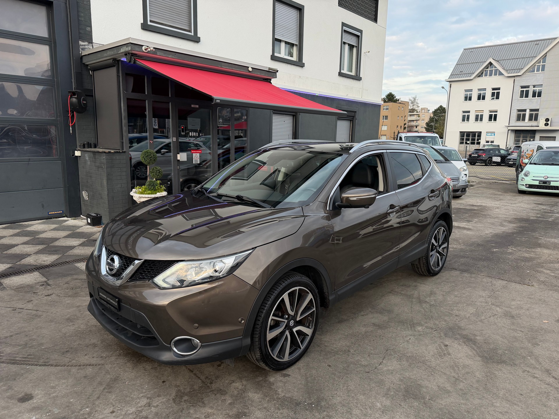 NISSAN Qashqai 1.6 dCi tekna Xtronic CVT-image-2