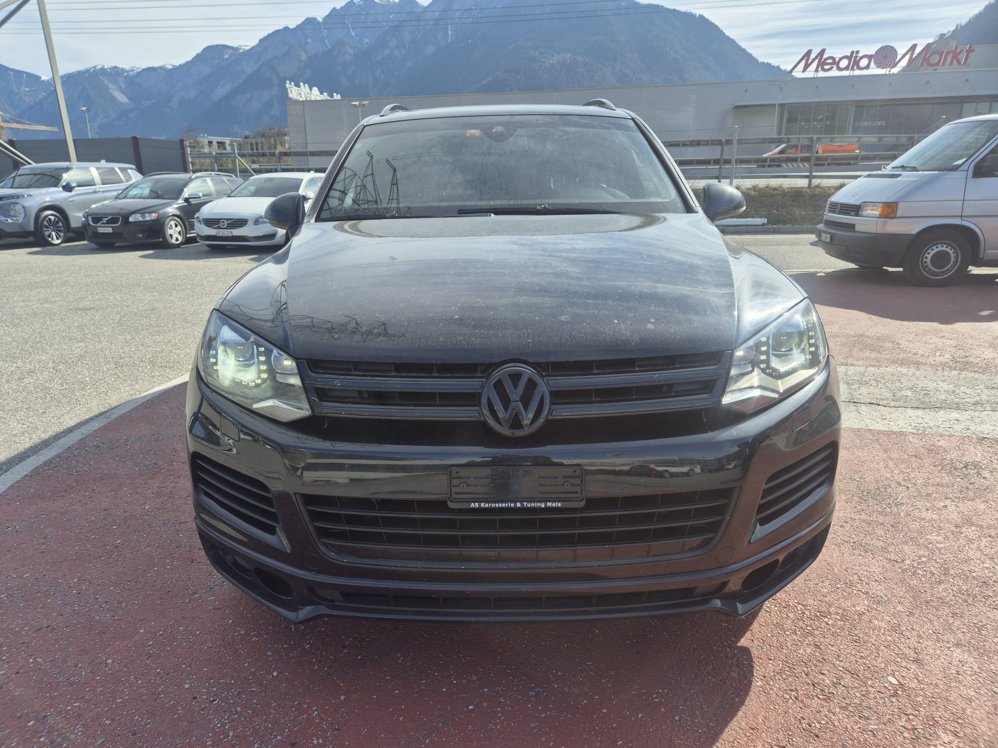 Car photo