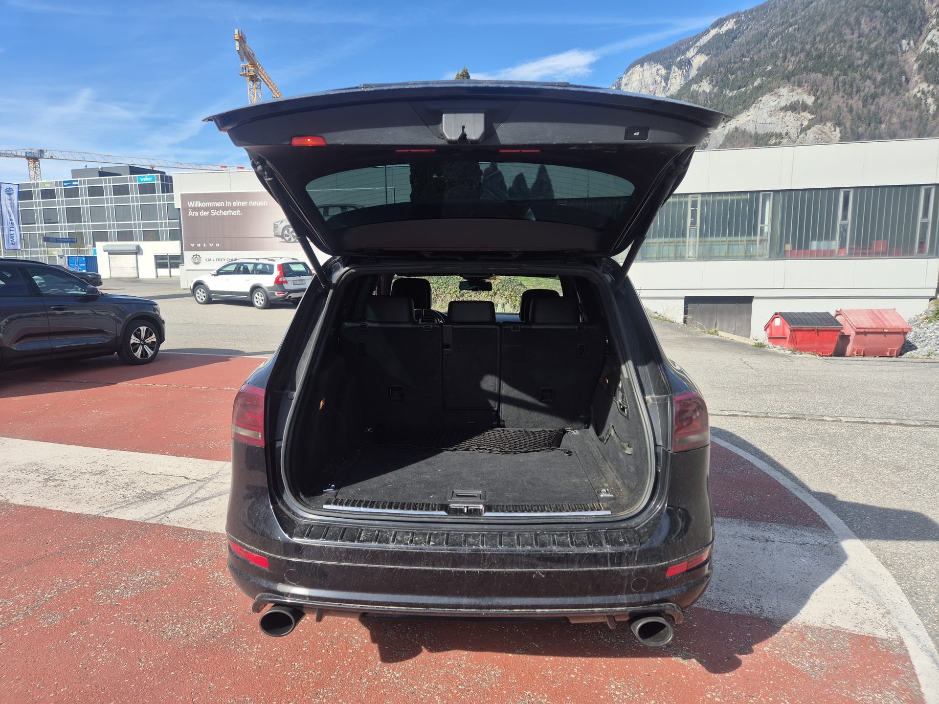 VW Touareg 4.2 TDI Tiptronic-image-8