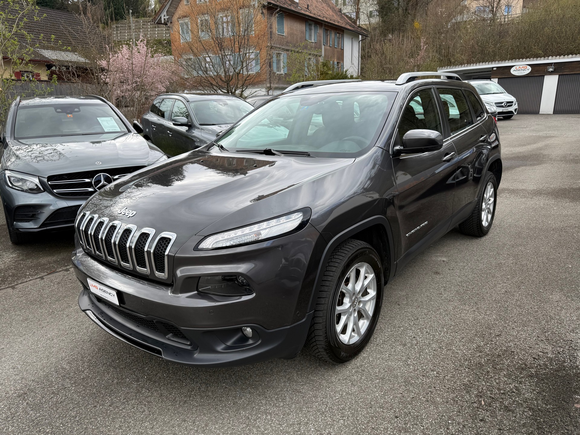 JEEP Cherokee 2.0TD Longitude AWD 9ATX-image-2