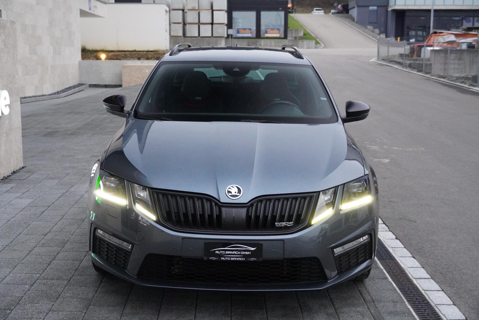 SKODA Octavia Combi 2.0 TSI RS Prag DSG-showroom-element-3