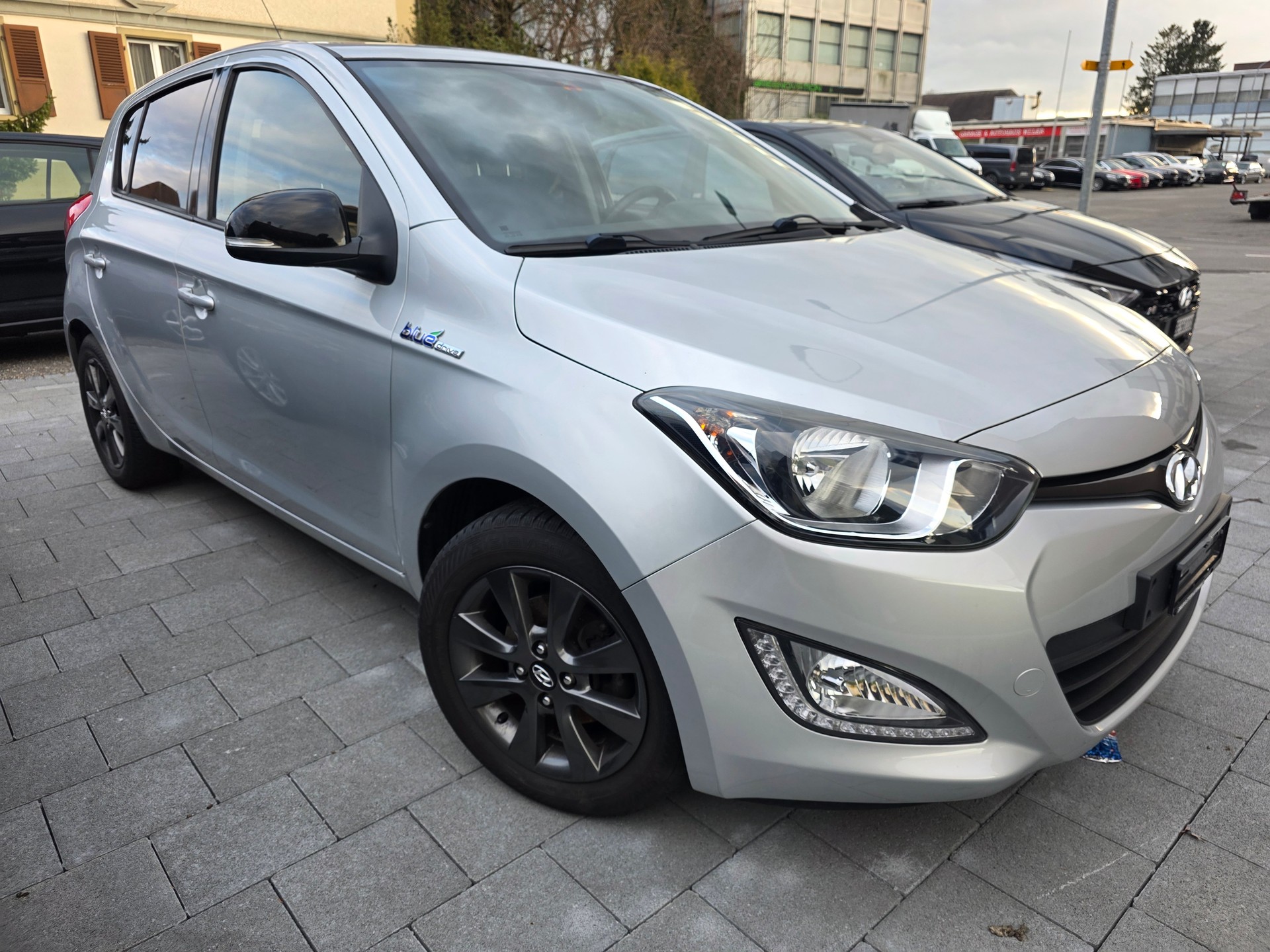 HYUNDAI i20 1.2 Comfort frisch ab mfk