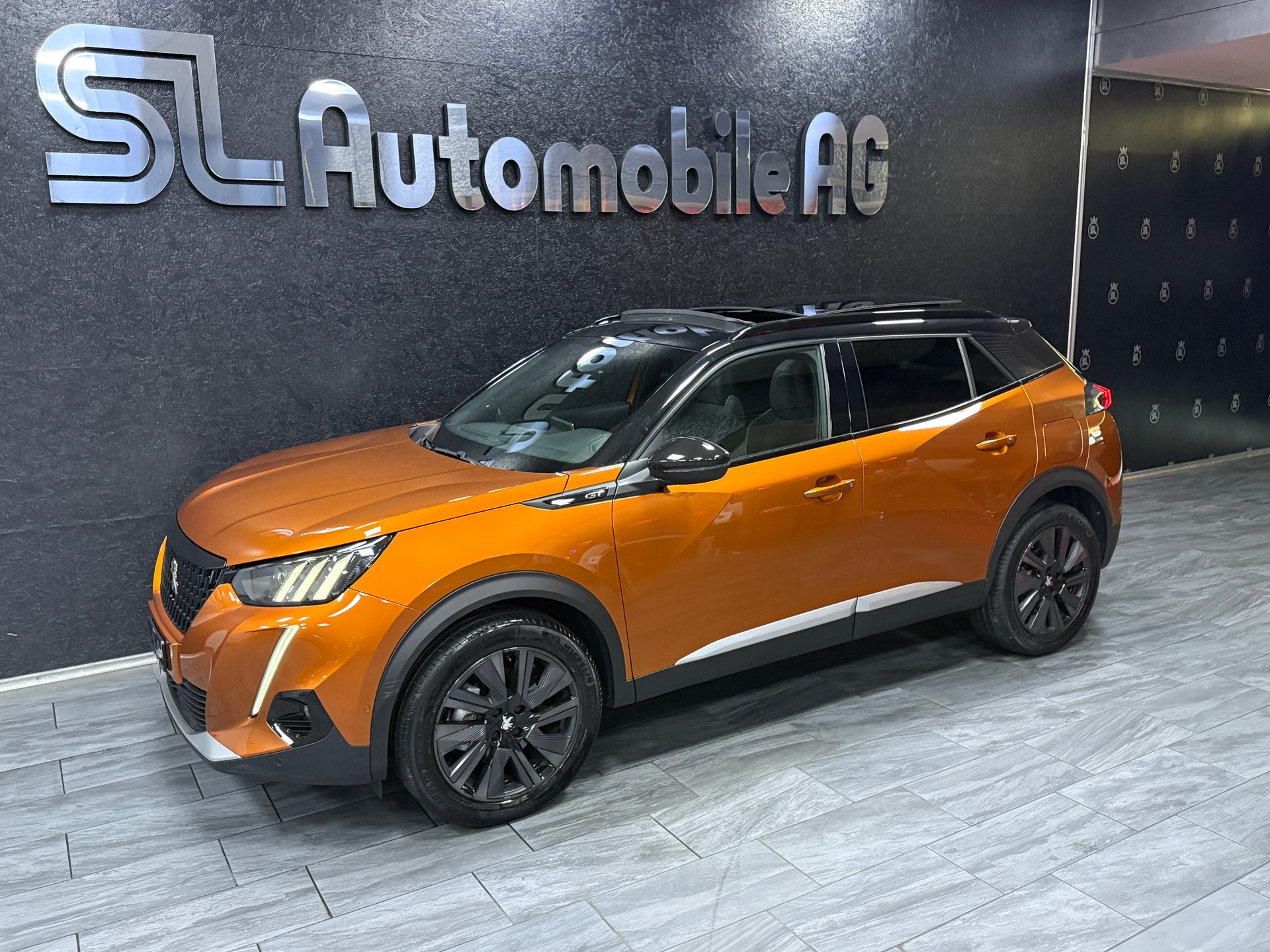 PEUGEOT 2008 1.2 PureTech GT EAT8 / CH Fz 1 hand / Vollausstattung / 155PS / Leasing ab 199.--showroom-element-3