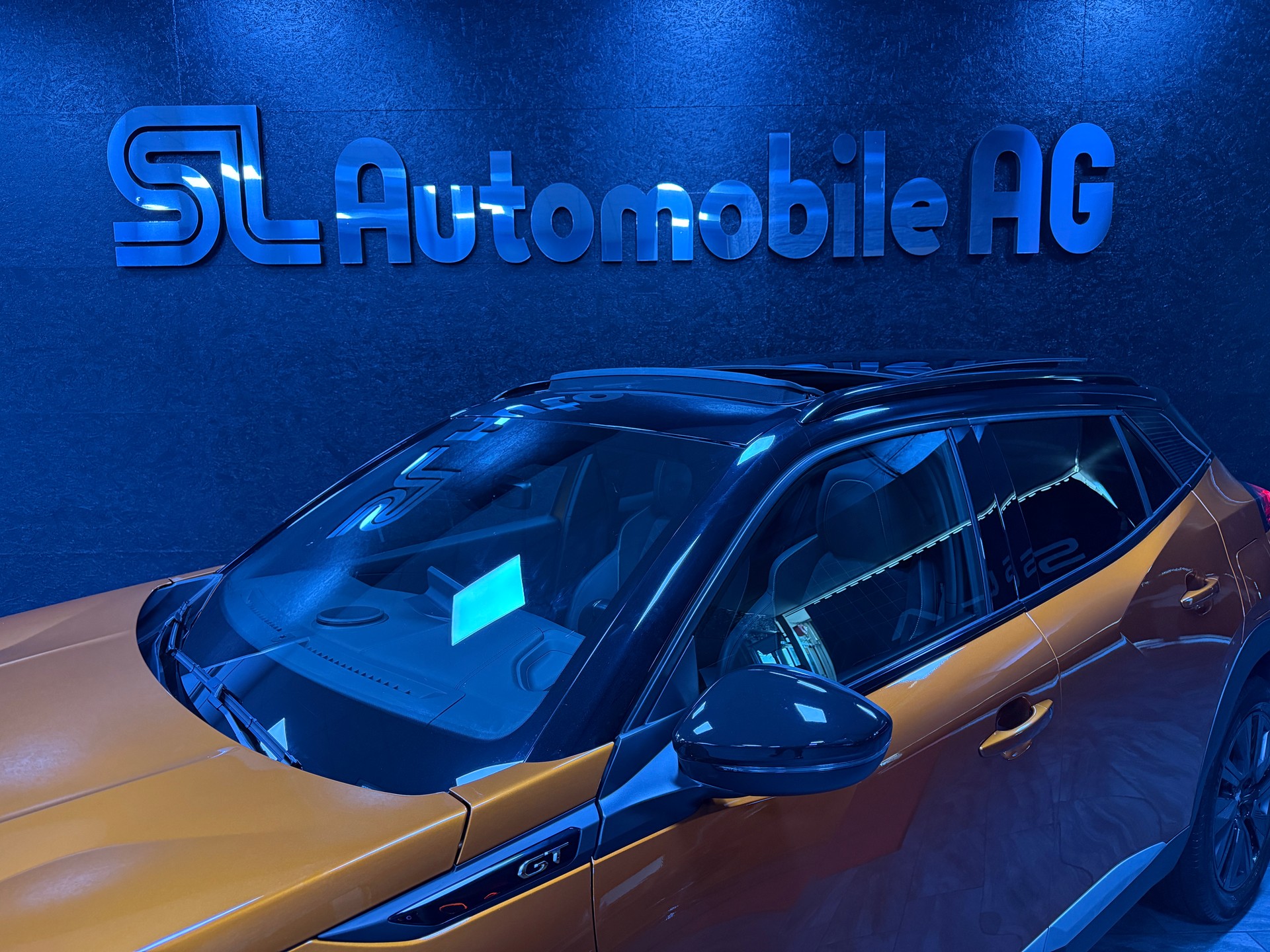 PEUGEOT 2008 1.2 PureTech GT EAT8 / CH Fz 1 hand / Vollausstattung / 155PS / Leasing ab 199.--showroom-element-2