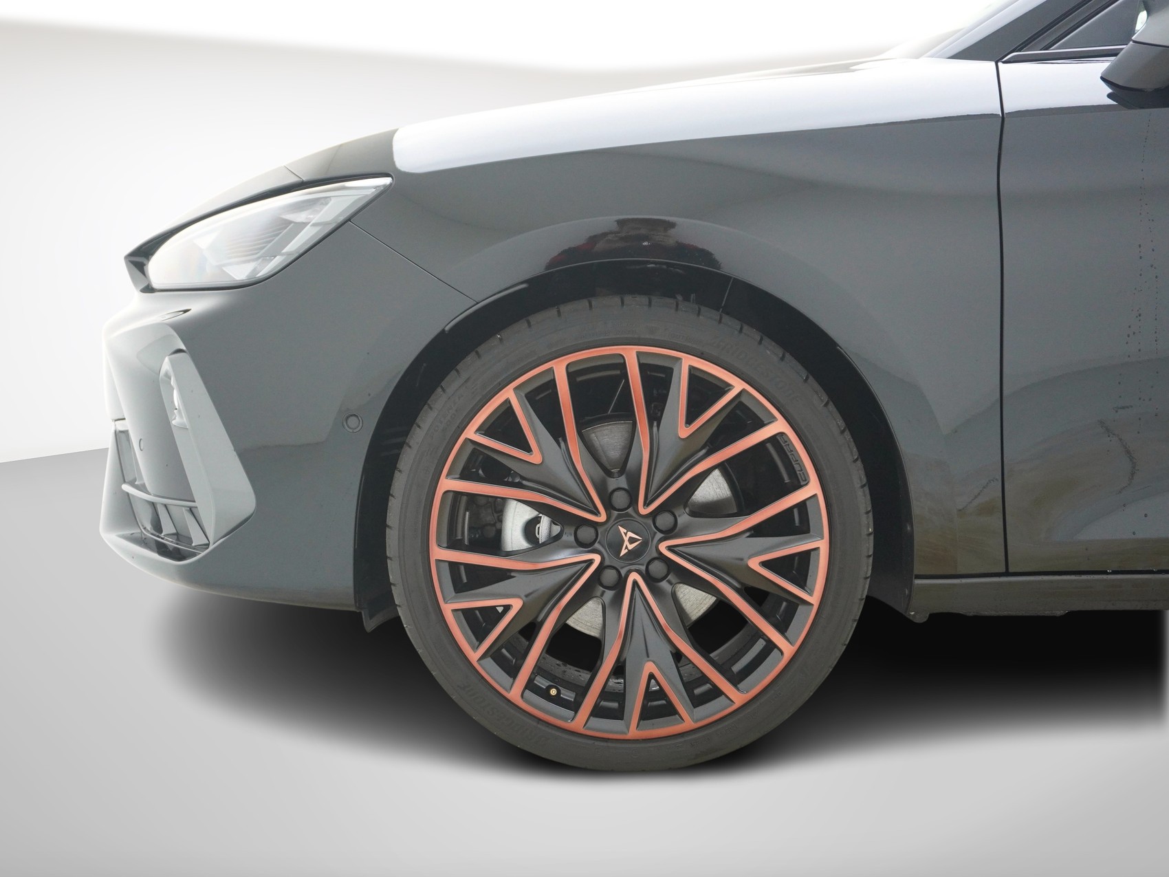 CUPRA Leon 1.5 eTSI DSG-image-9