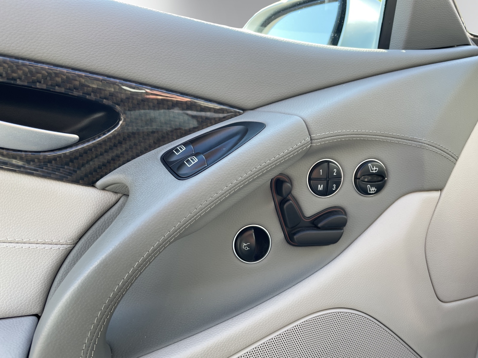 MERCEDES-BENZ SL 350 Swiss Edition 7G-Tronic-image-22