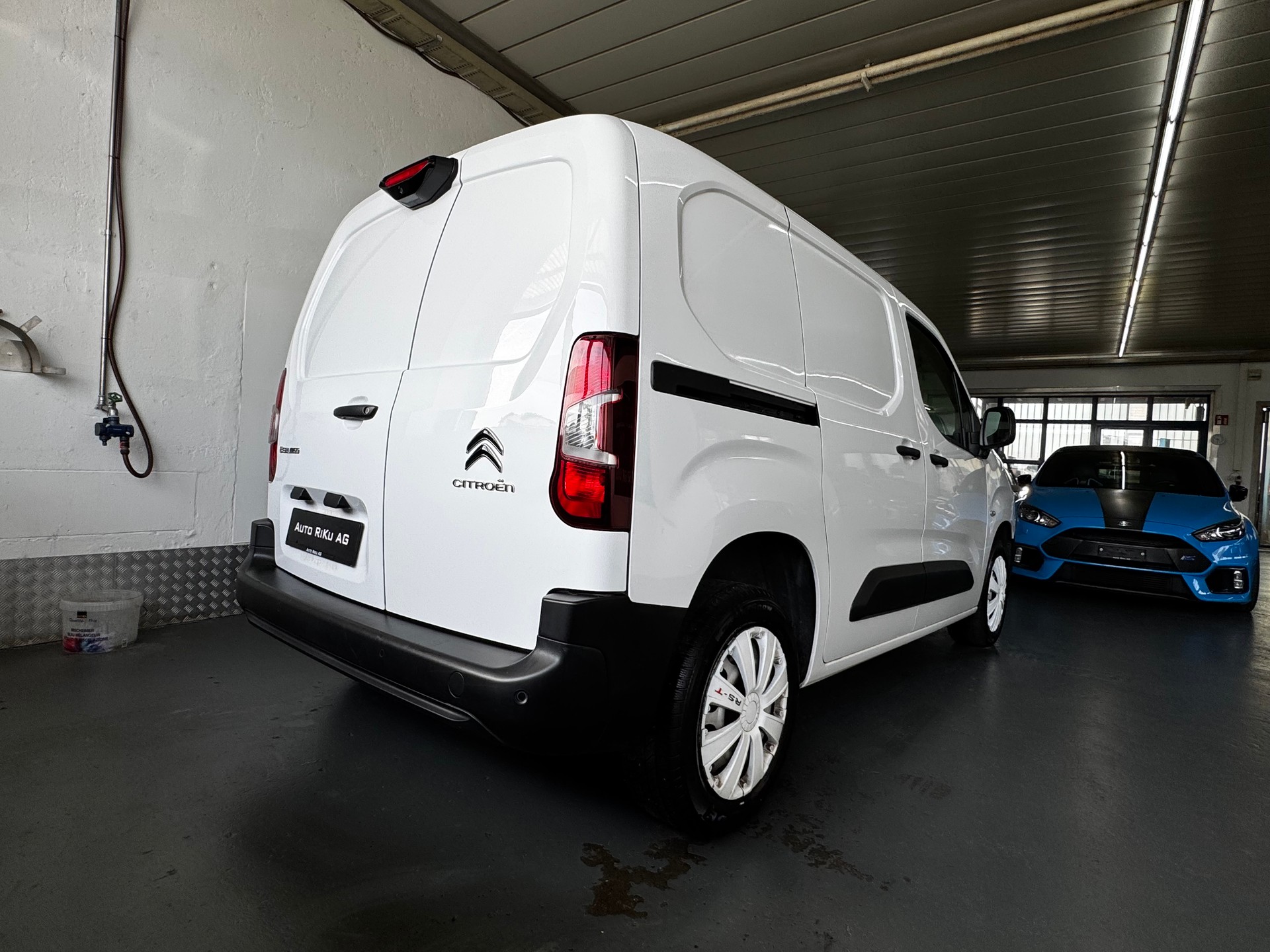 CITROEN Berlingo Van 1.2 Pure Tech 130 s/s Driver EAT8-image-7