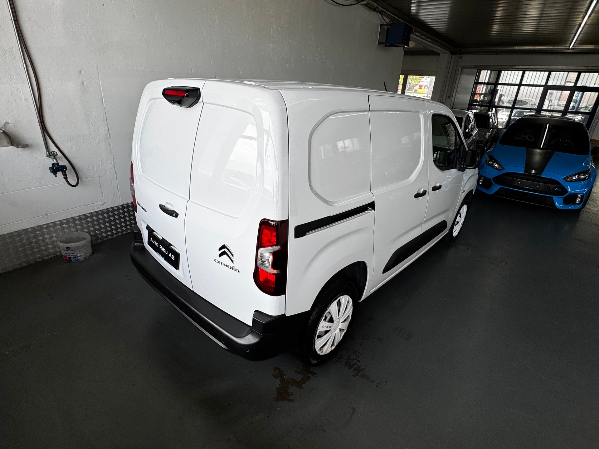 CITROEN Berlingo Van 1.2 Pure Tech 130 s/s Driver EAT8-image-8