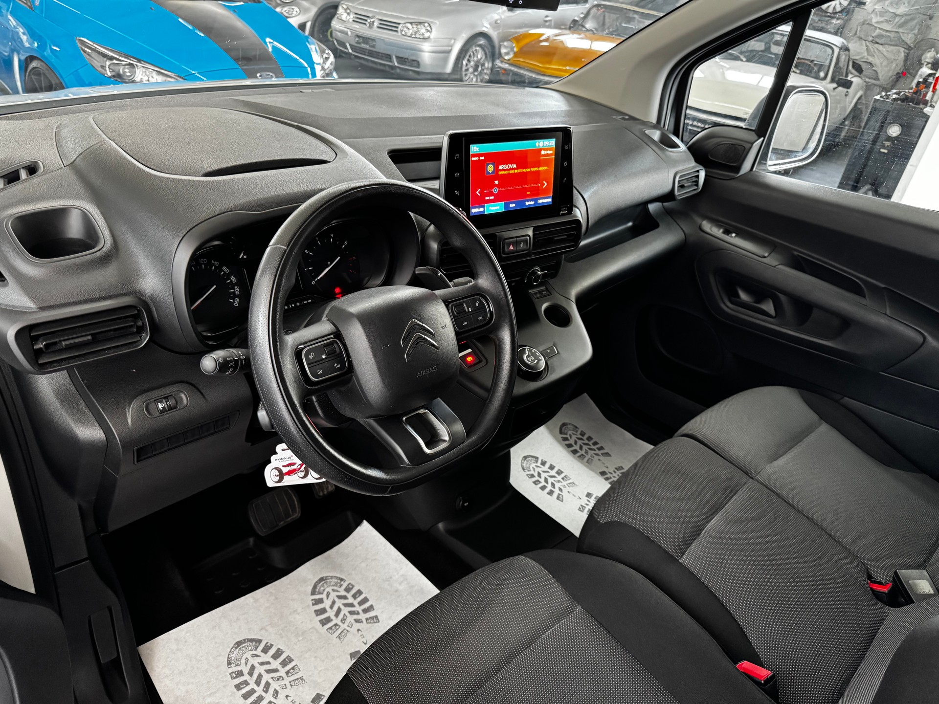 CITROEN Berlingo Van 1.2 Pure Tech 130 s/s Driver EAT8-image-15