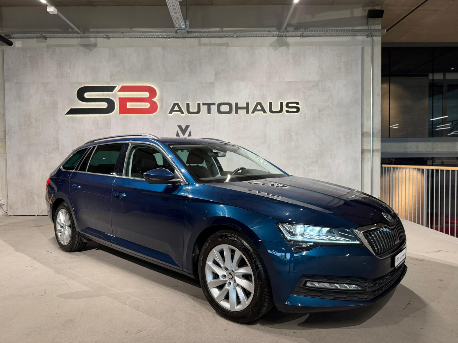 SKODA Superb Combi 2.0 TDi Ambition DSG