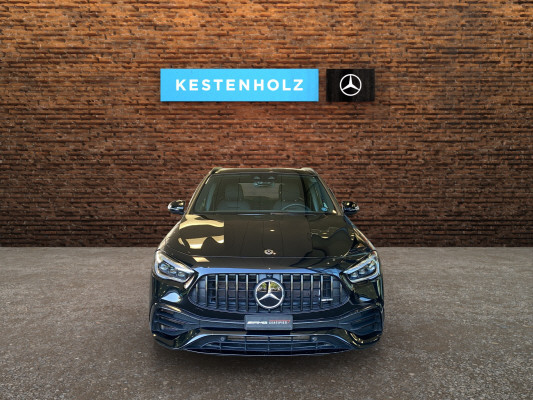 MERCEDES-BENZ GLA 45 S AMG 4Matic+-image-4