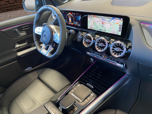 MERCEDES-BENZ GLA 45 S AMG 4Matic+-image-14