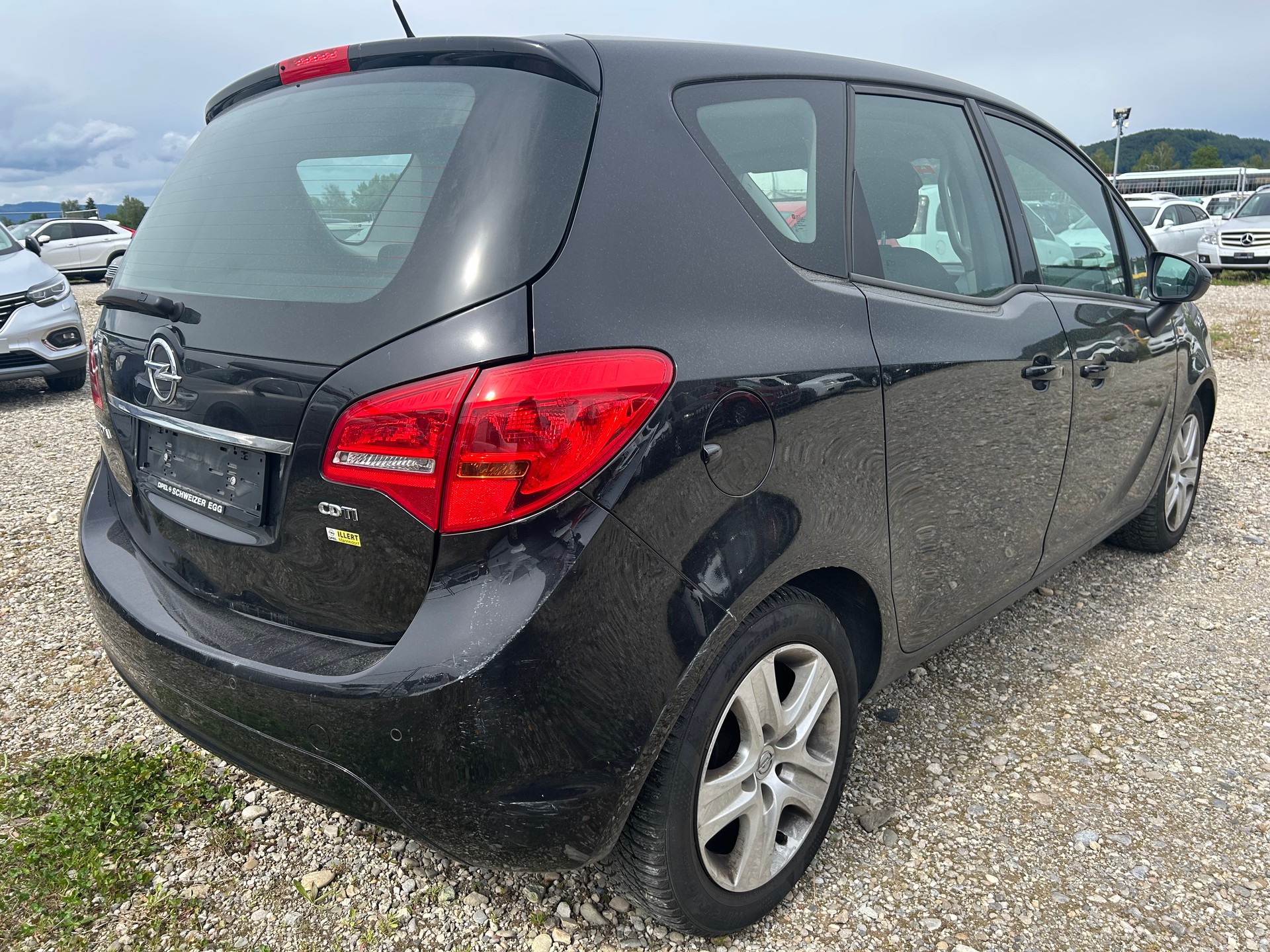 OPEL Meriva 1.7 CDTi Cosmo Automatic-image-3