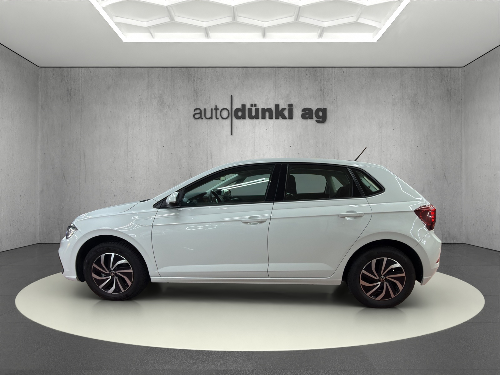 VW Polo 1.0 TSI Life DSG-showroom-element-1
