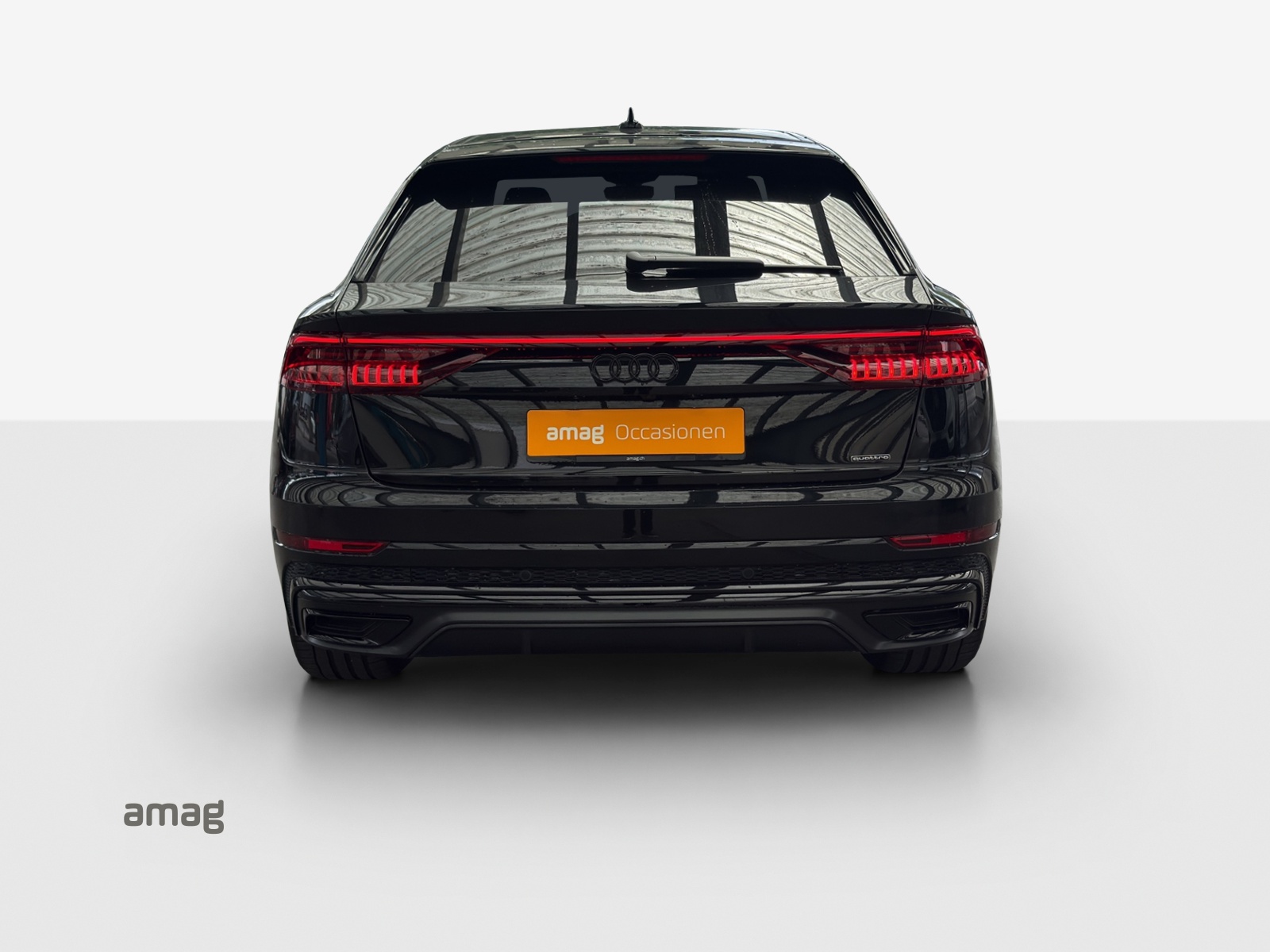 AUDI Q8 55 TFSI quattro tiptronic-image-3