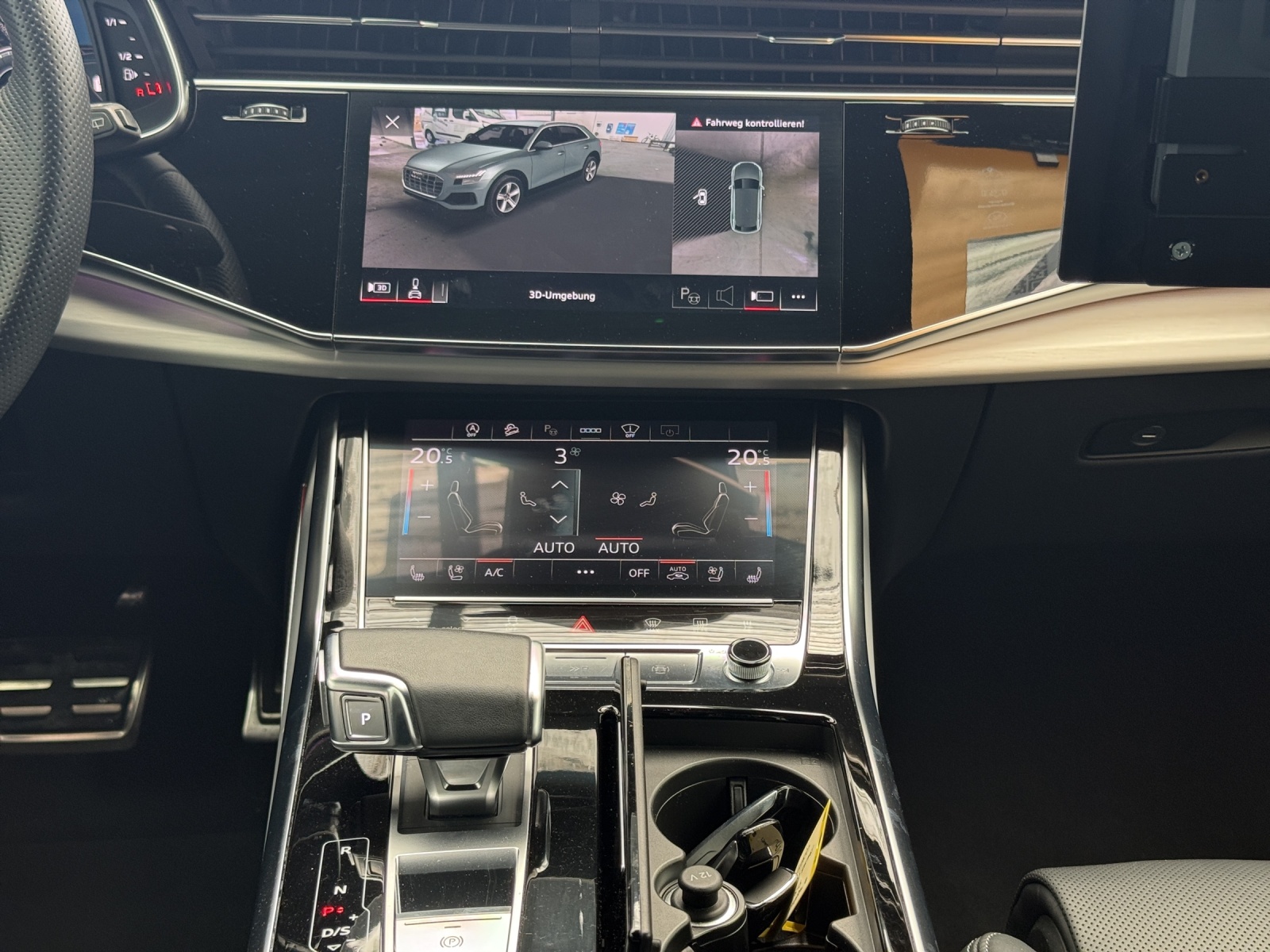 AUDI Q8 55 TFSI quattro tiptronic-image-10