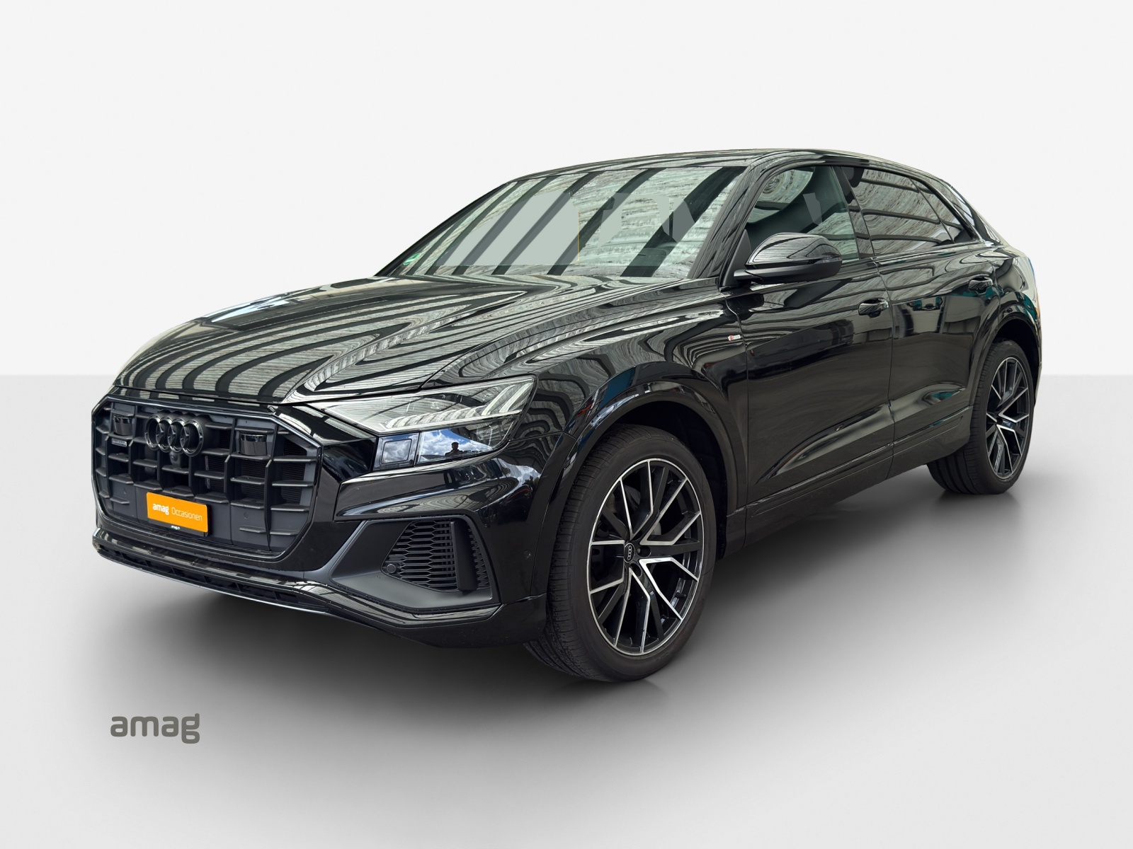 AUDI Q8 55 TFSI quattro tiptronic-image-0