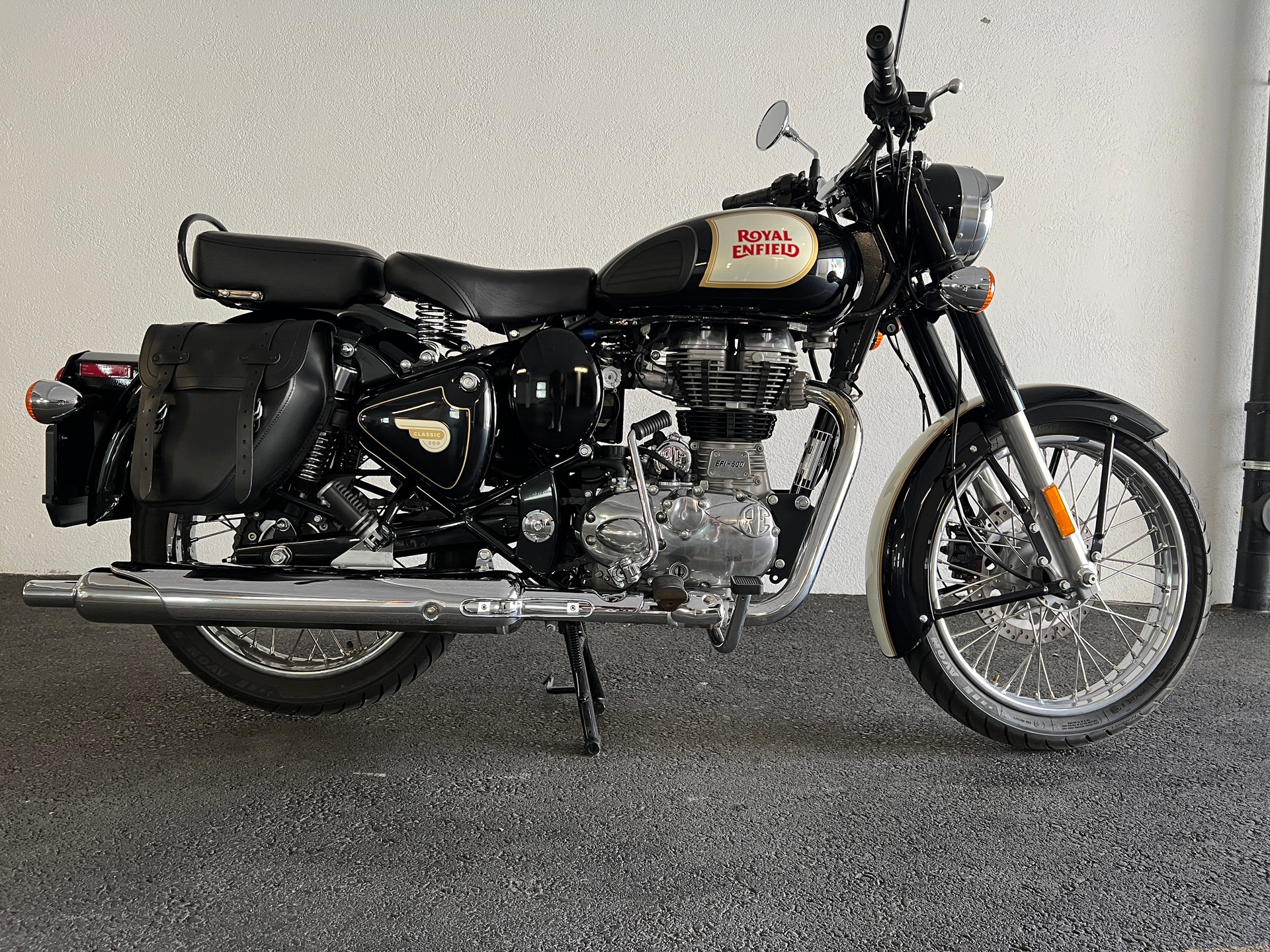 ROYAL ENFIELD Classic 500i EFI