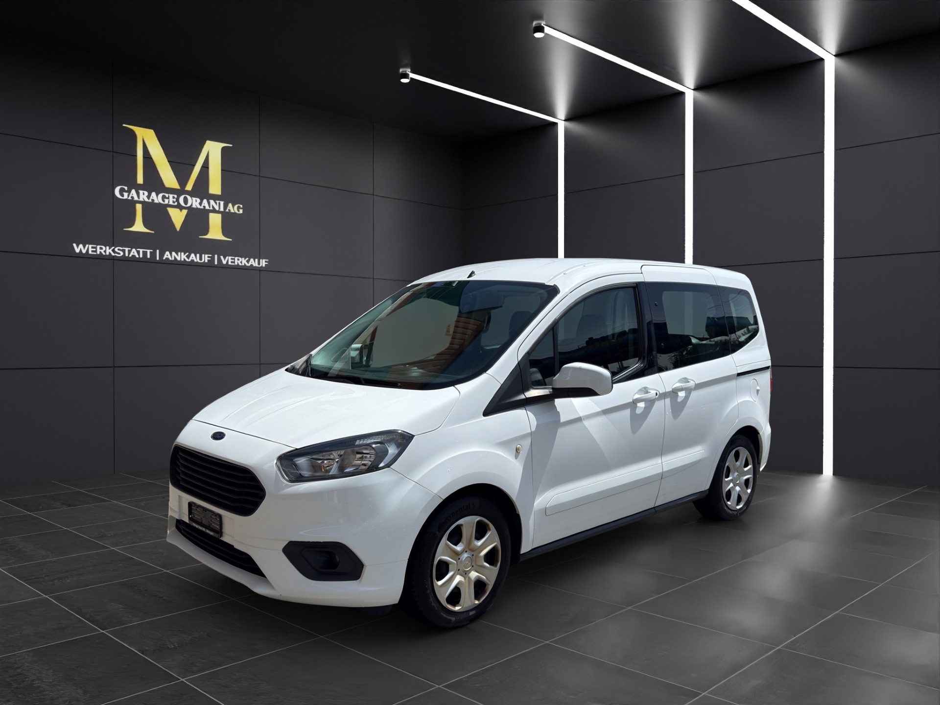 FORD Tourneo Courier 1.0 SCTi Titanium-image-0