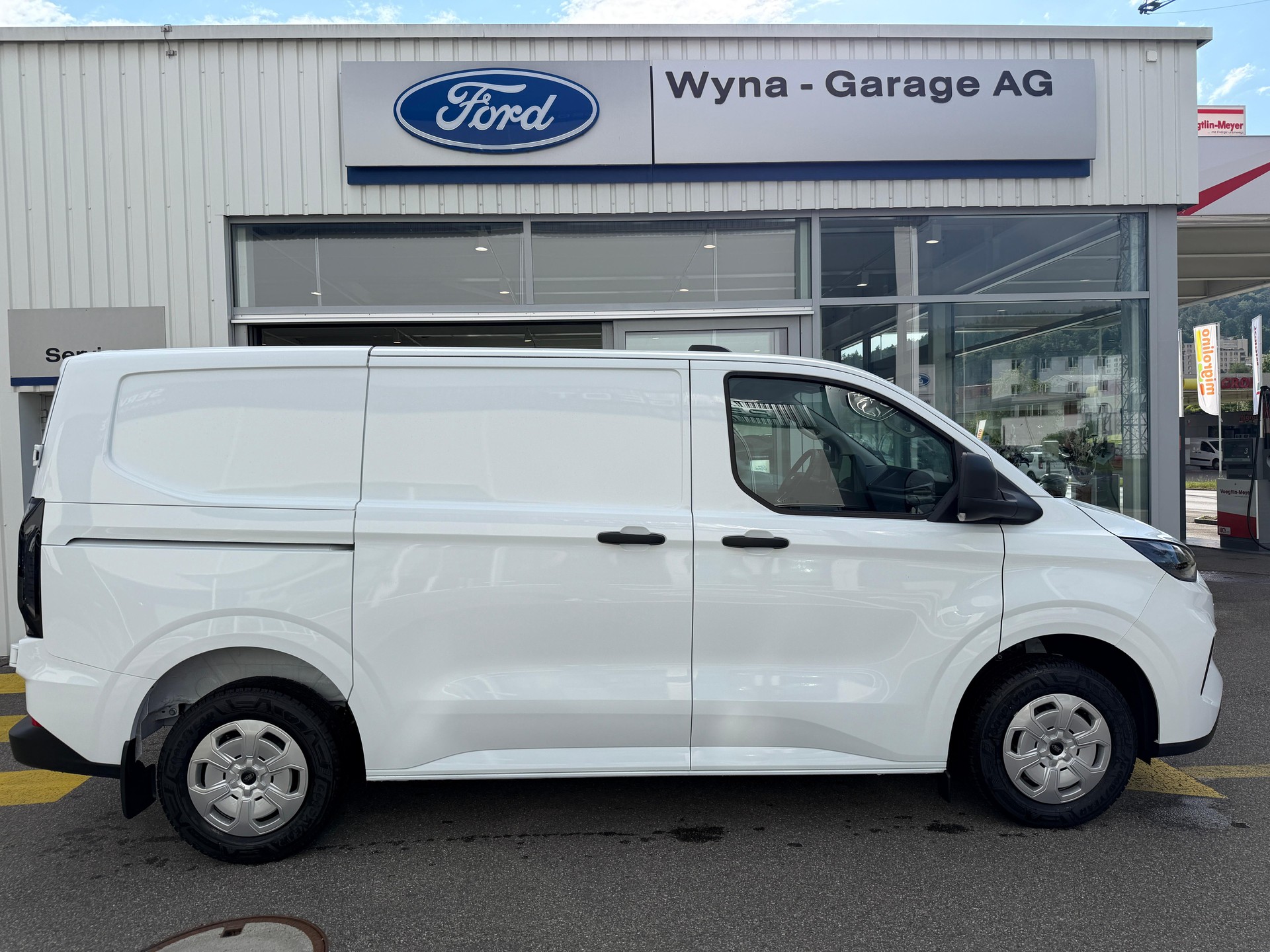 FORD Transit C Van 320 L1 2.0 EcoBlue 136 Trend