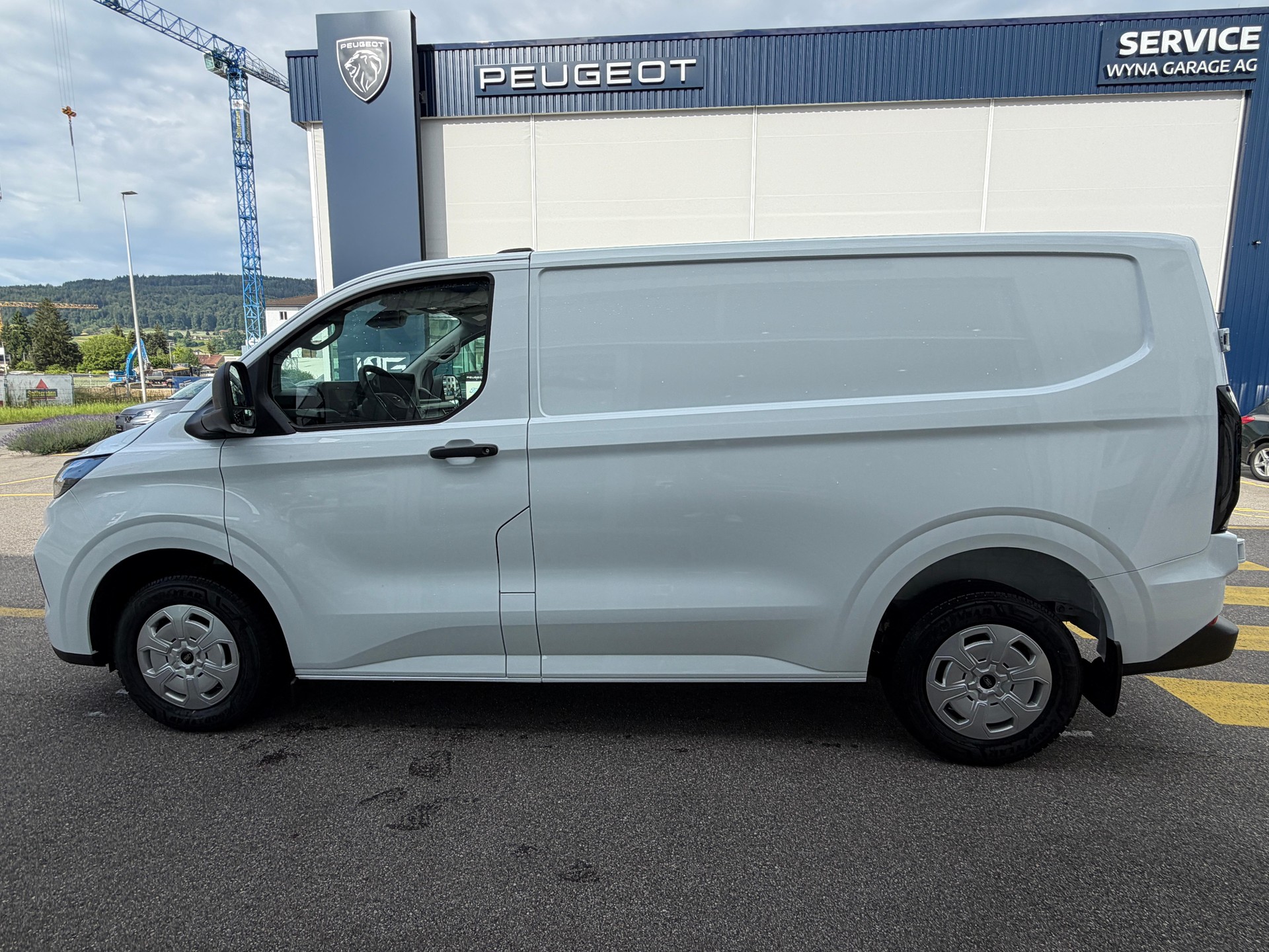 FORD Transit C Van 320 L1 2.0 EcoBlue 136 Trend-image-4