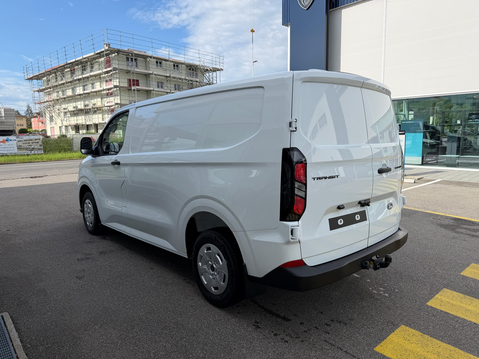 FORD Transit C Van 320 L1 2.0 EcoBlue 136 Trend-image-5