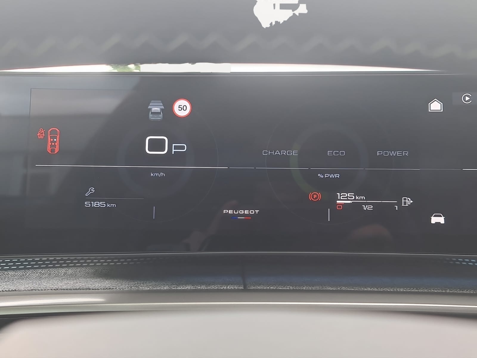 PEUGEOT 3008 145 e-DCS6 Hybrid GT-image-10